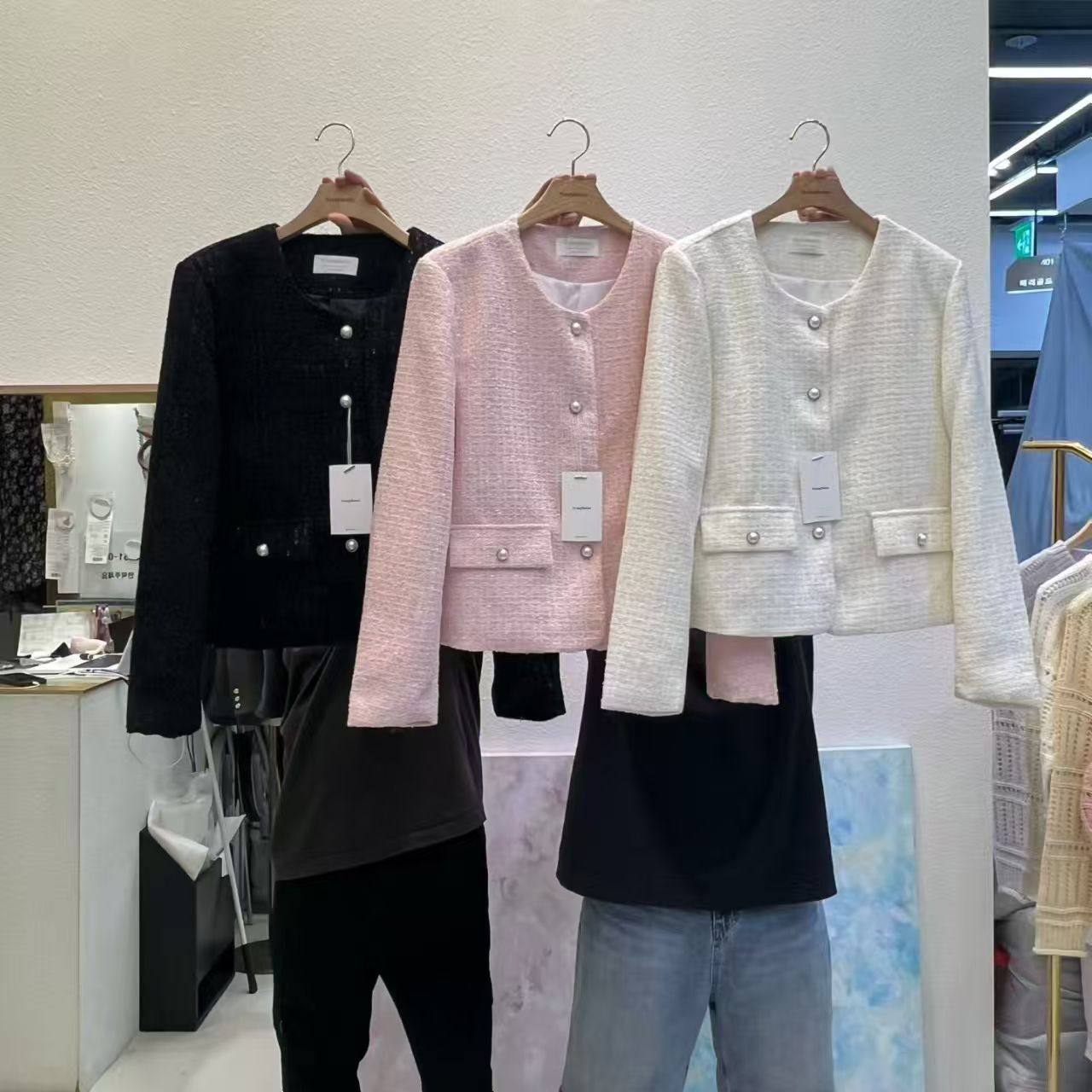 SY5133 Tweed圓領珍珠鈕扣外套