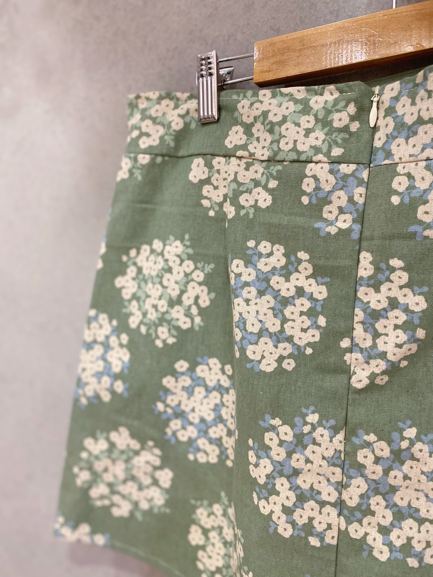 綠繡球 媽咪連褲短裙（L）