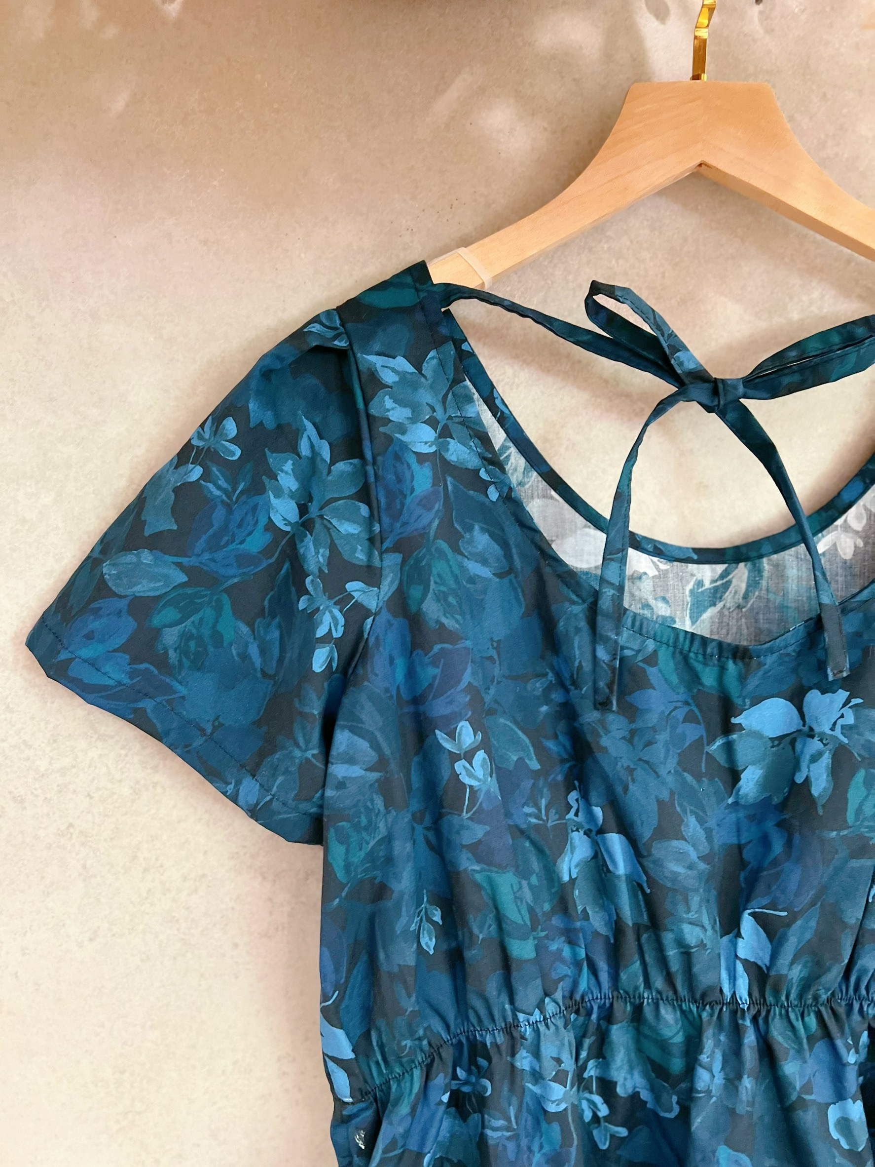 藍調花海 媽咪美背短洋裝