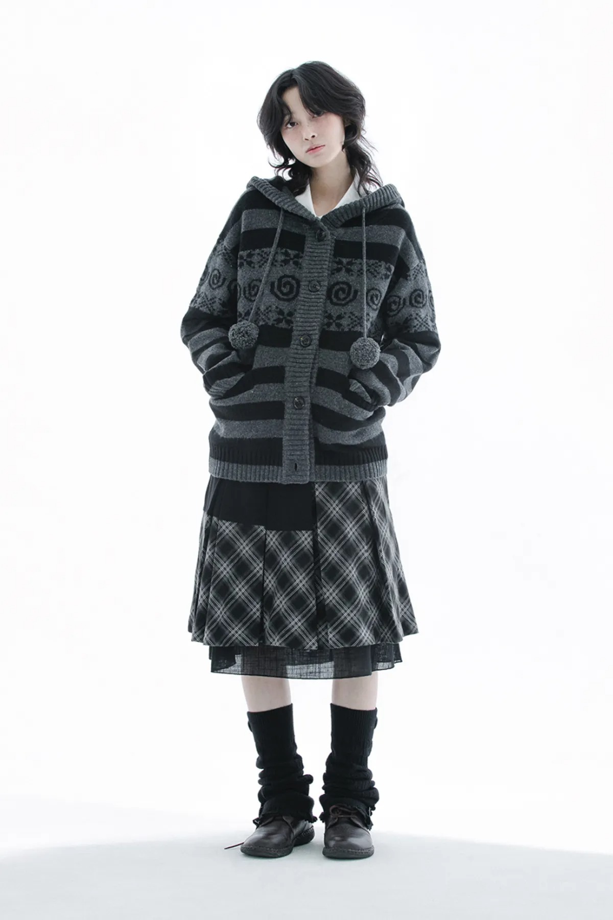 HUG YOUR SKIN) Angel wing hooded pom-pom cardigan - 2c