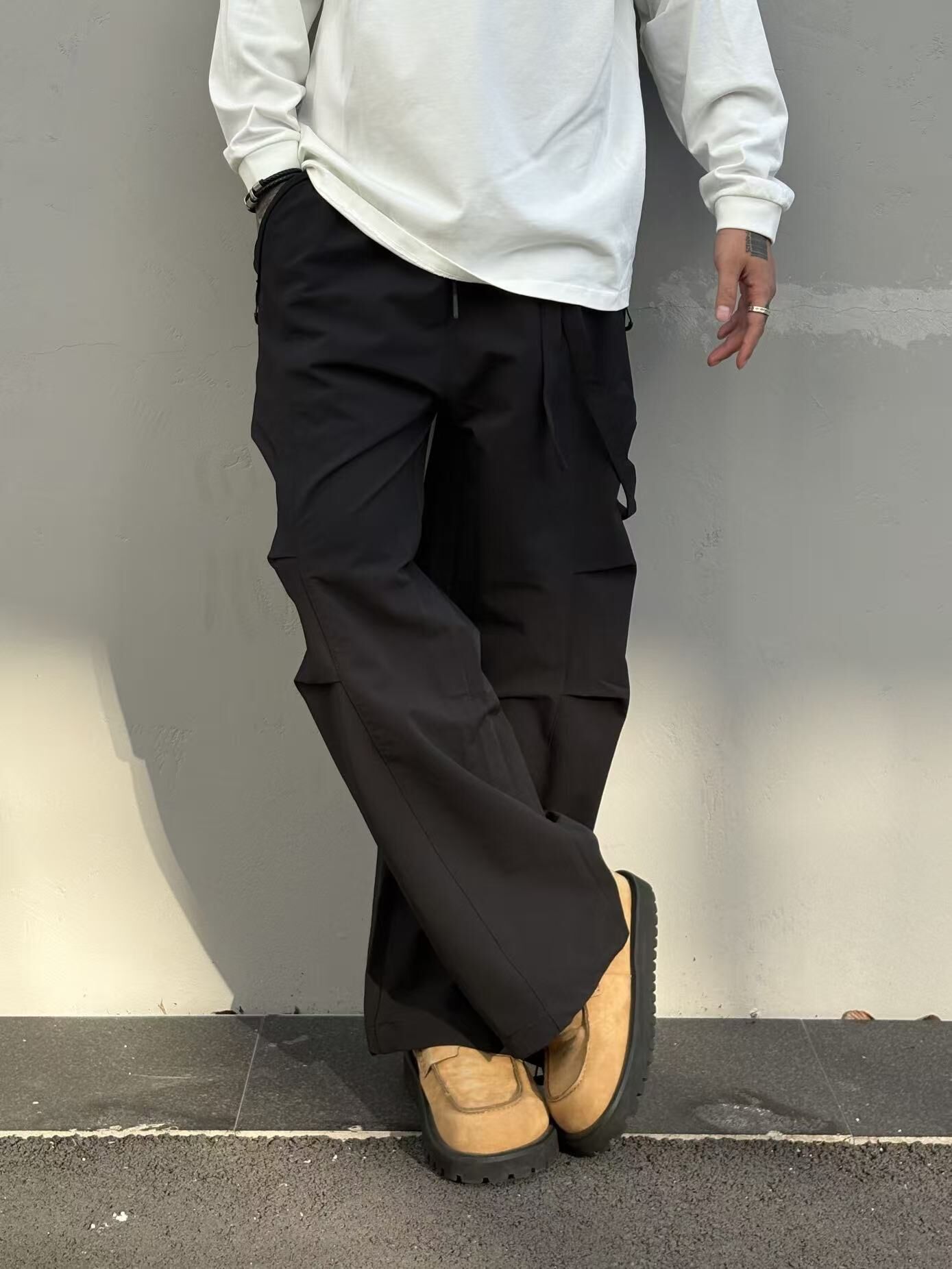 XCTRL 掛繩斜剪裁工裝長褲-黑