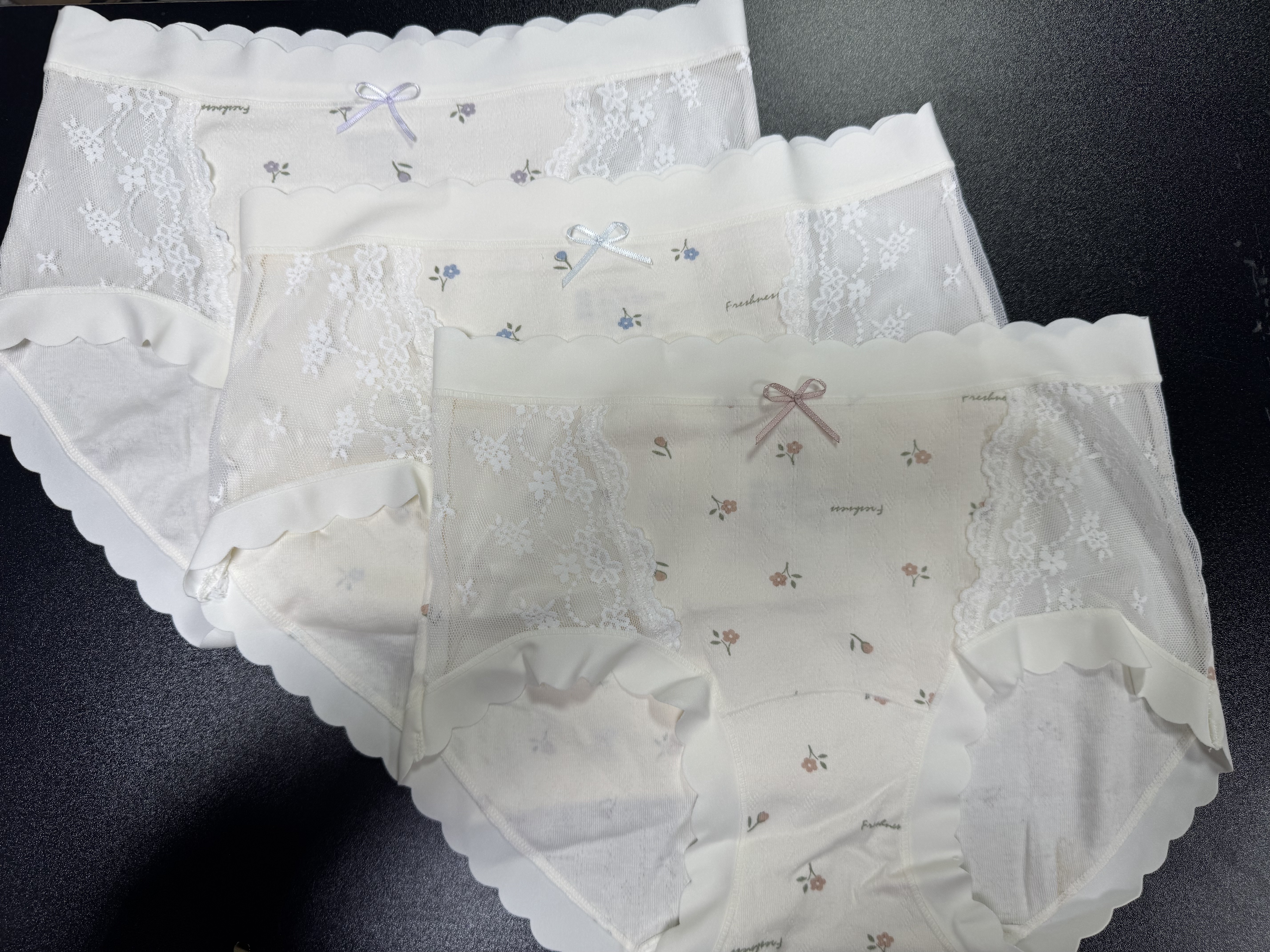 花花內褲 一套三條（淺藍/紫/粉） 滿$300包郵