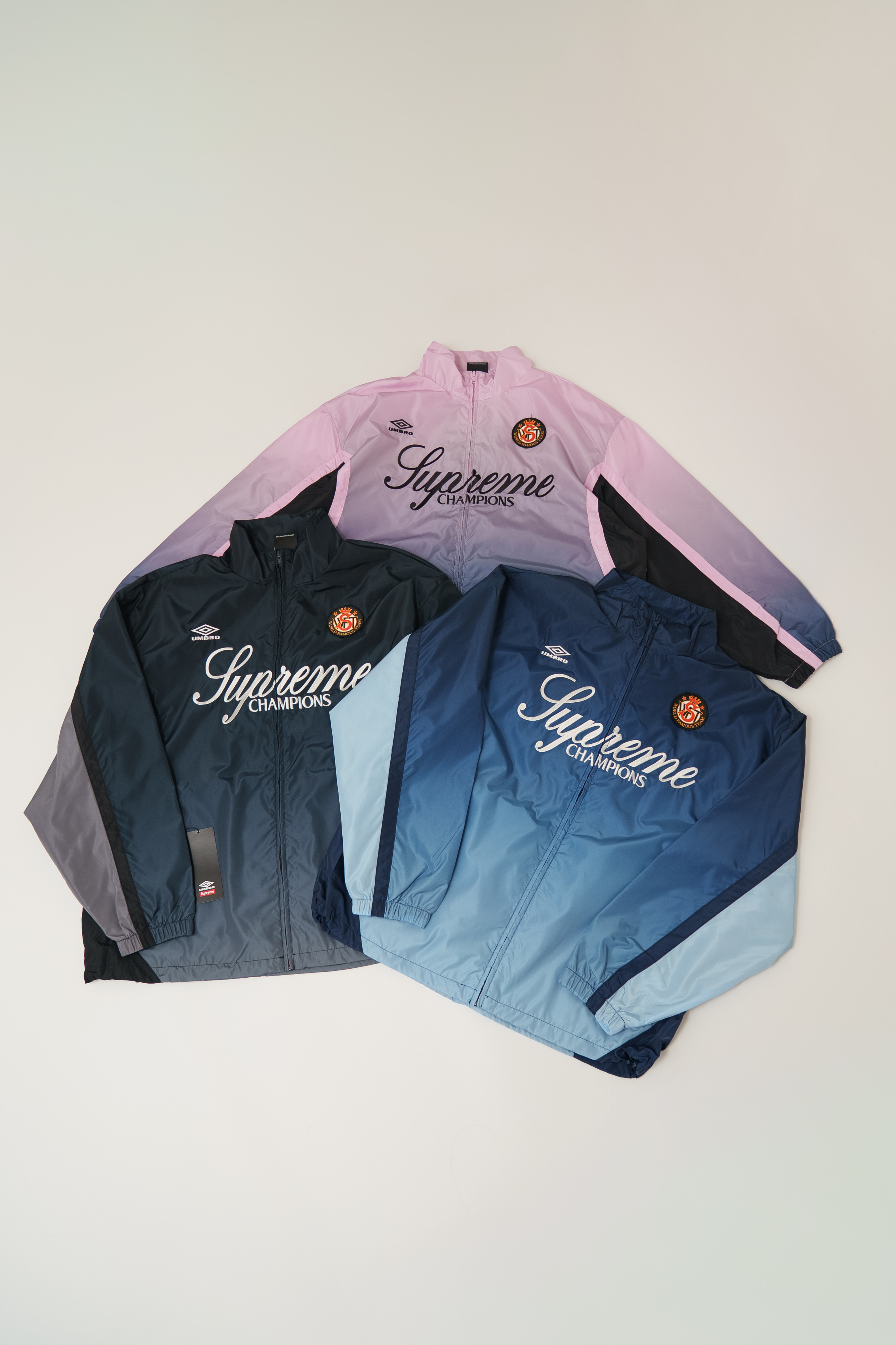 【Focus Store】預購 Supreme x Umbro FW25 Week8 Gradient Track Jacket 漸變色刺繡拉鍊外套 三色