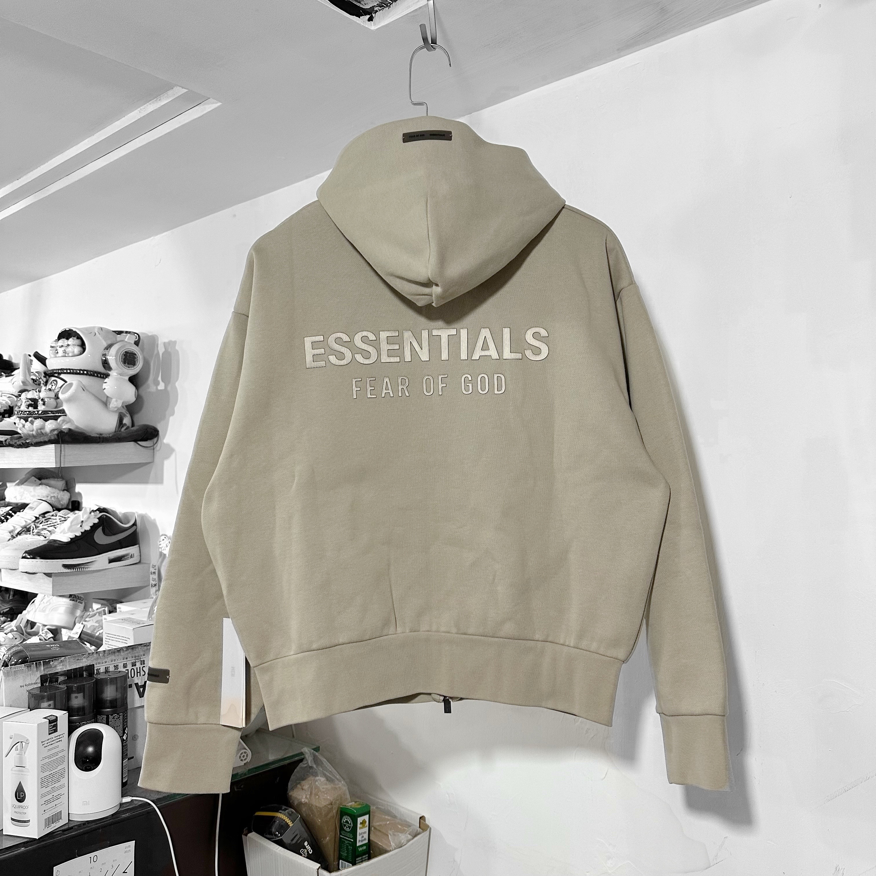 FEAR OF GOD FOG ESSENTIALS Classic Full Zip-Up Hoodie Timber 拉鏈外套 沙色