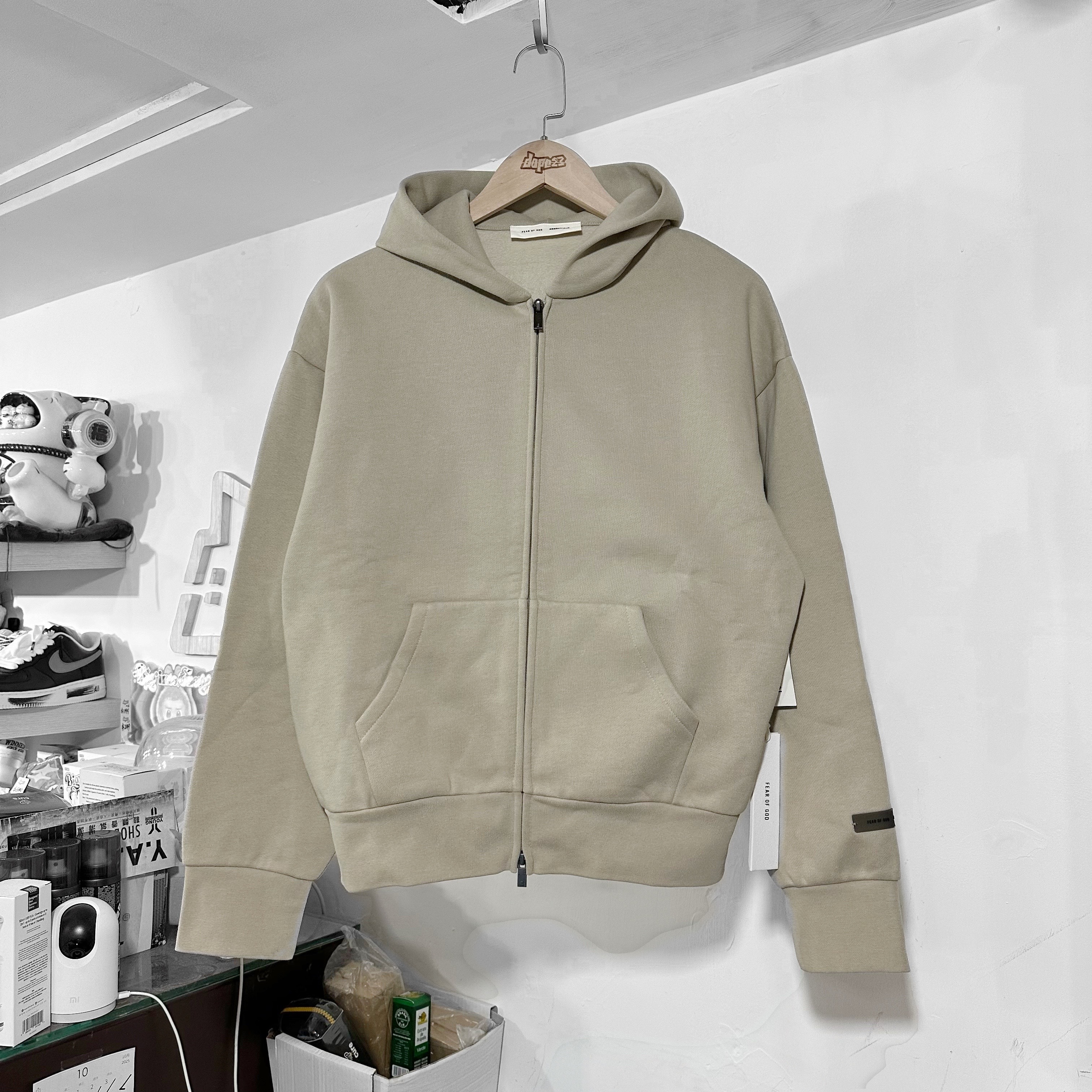 FEAR OF GOD FOG ESSENTIALS Classic Full Zip-Up Hoodie Timber 拉鏈外套 沙色