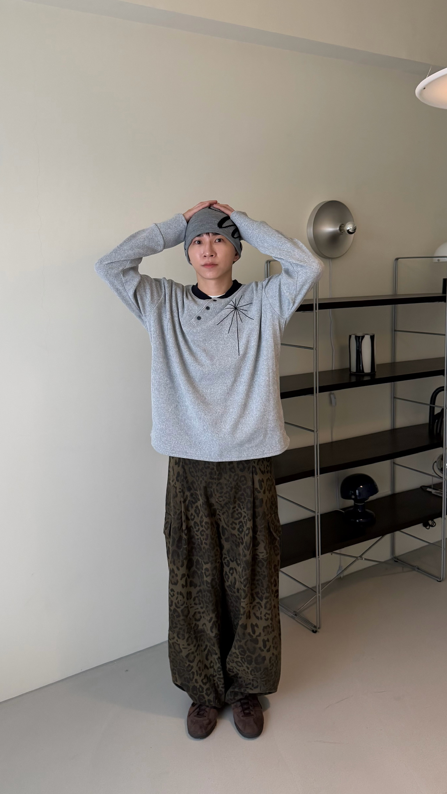 刺繡斜扣華夫格上衣🖤