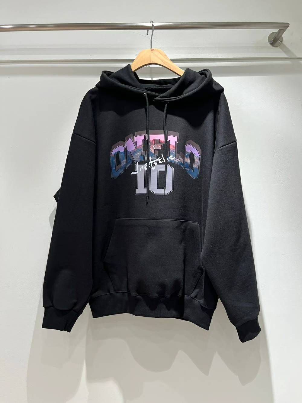 英文字圖案連帽衛衣 10.GVTY-0243T