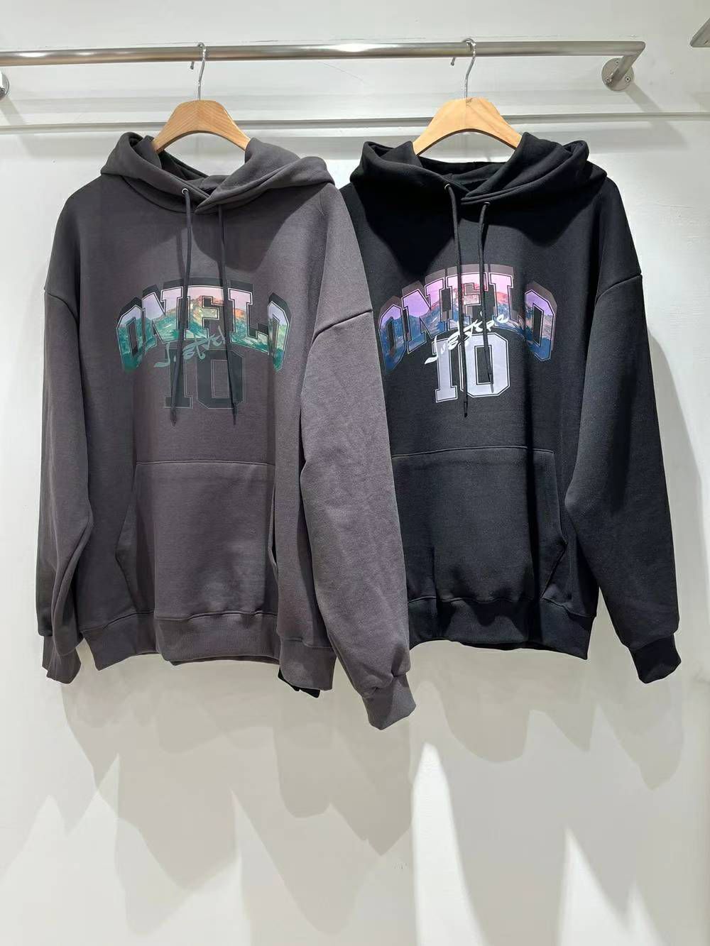 英文字圖案連帽衛衣 10.GVTY-0243T