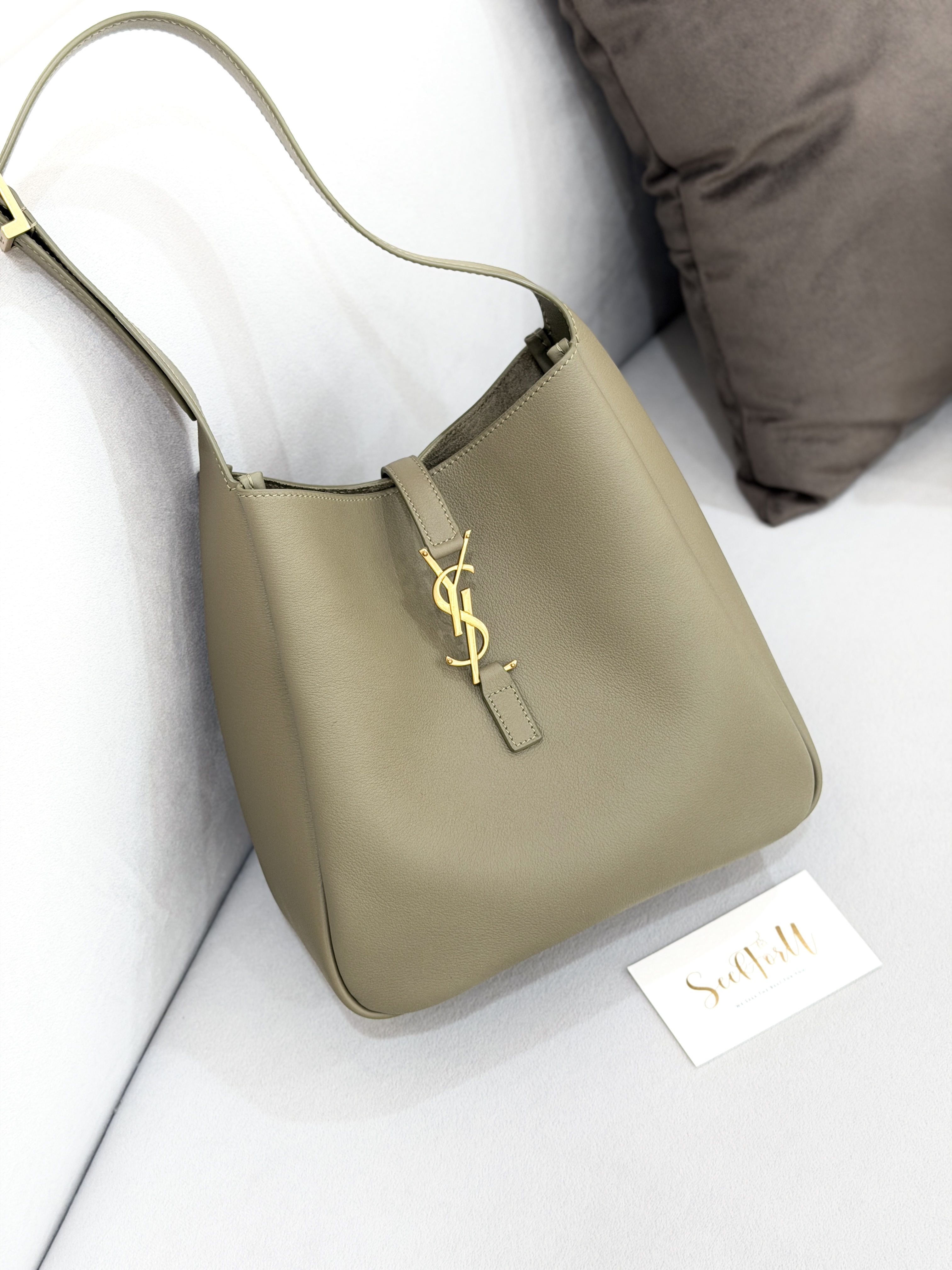 YSL LE 5 À 7 Supple Small Hobo