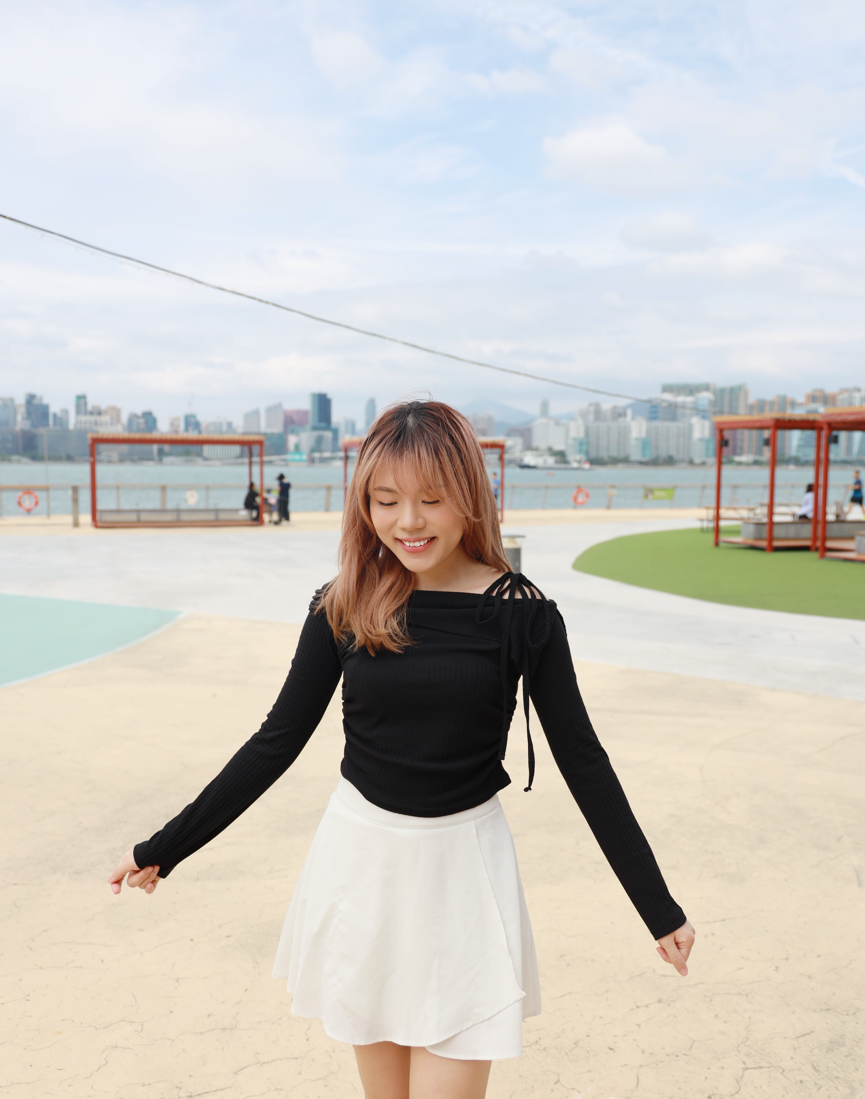 ||TOP586||  露肩綁帶少性感修腰TOP