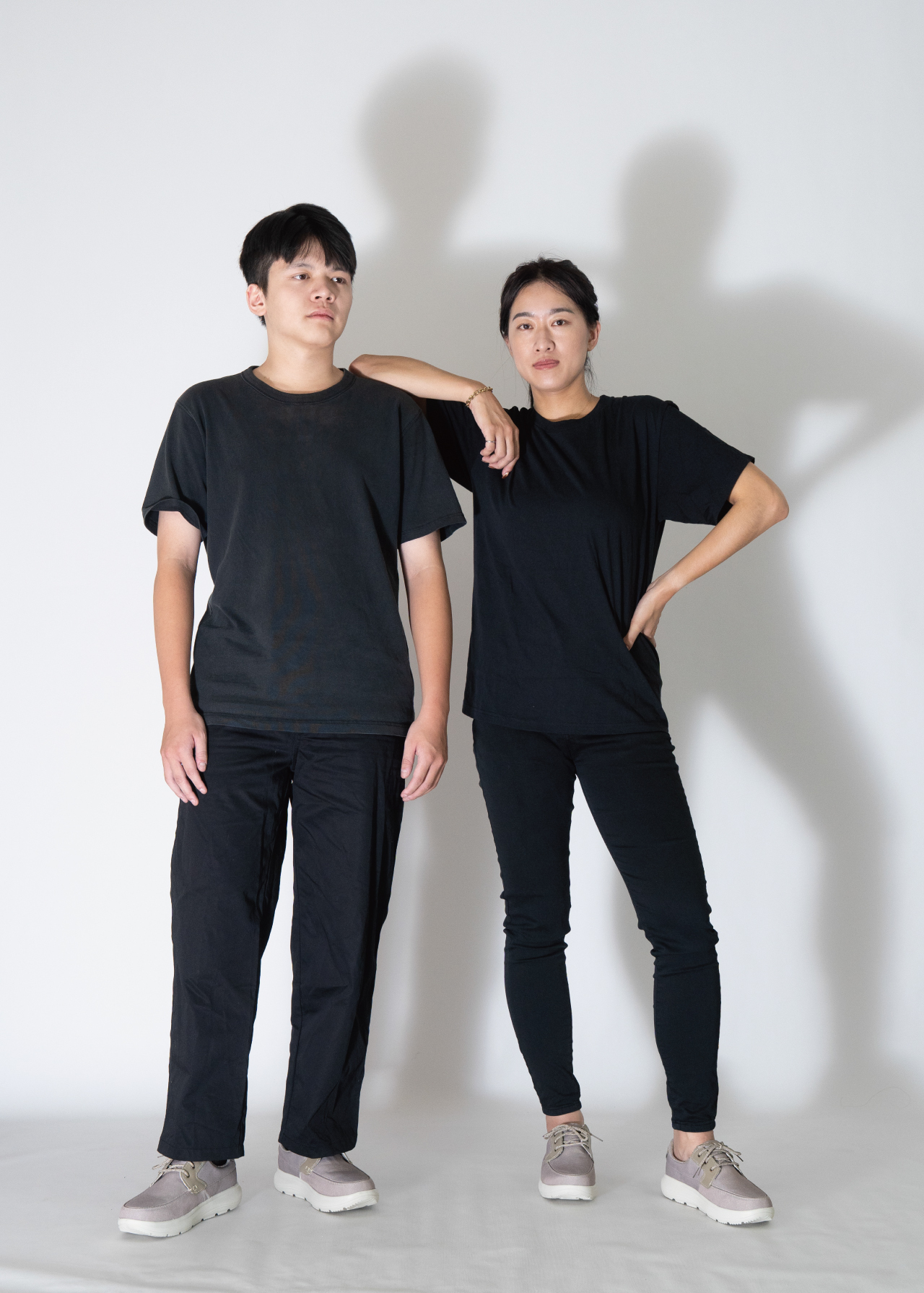 USTINI 我挺你健康鞋 水土服氣綁帶布鞋 木質卡 實穿照3