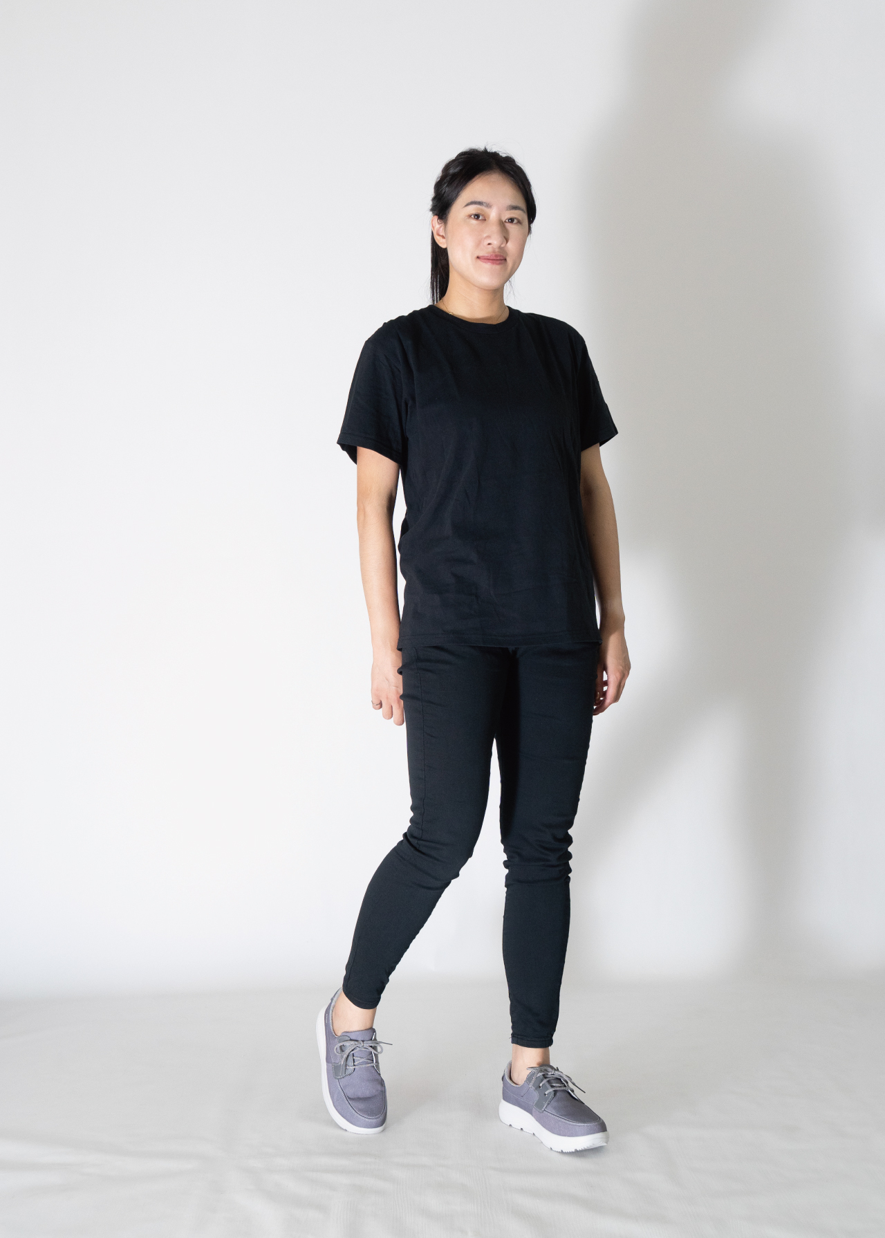 USTINI 我挺你健康鞋 水土服氣綁帶布鞋 清水灰 實穿照2