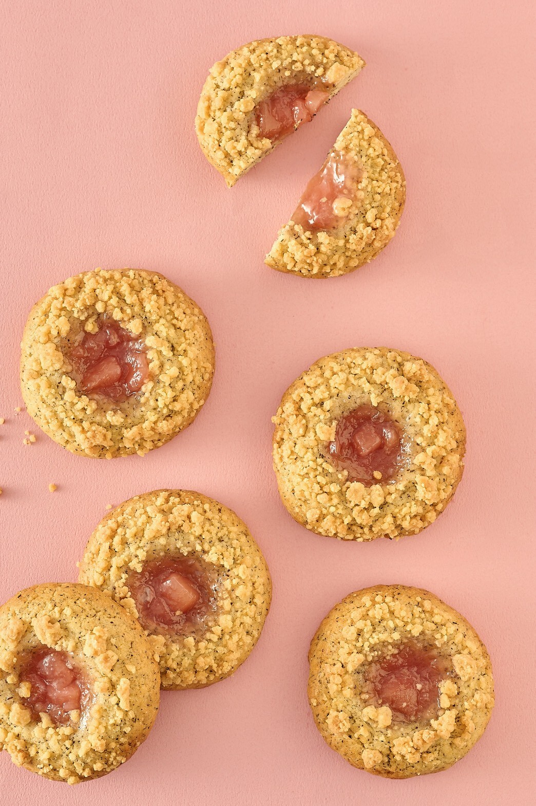 Sweetfull Peach Earl Grey Crumble Cookies flat lay pink background tea aroma and peach sweetness November limited edition