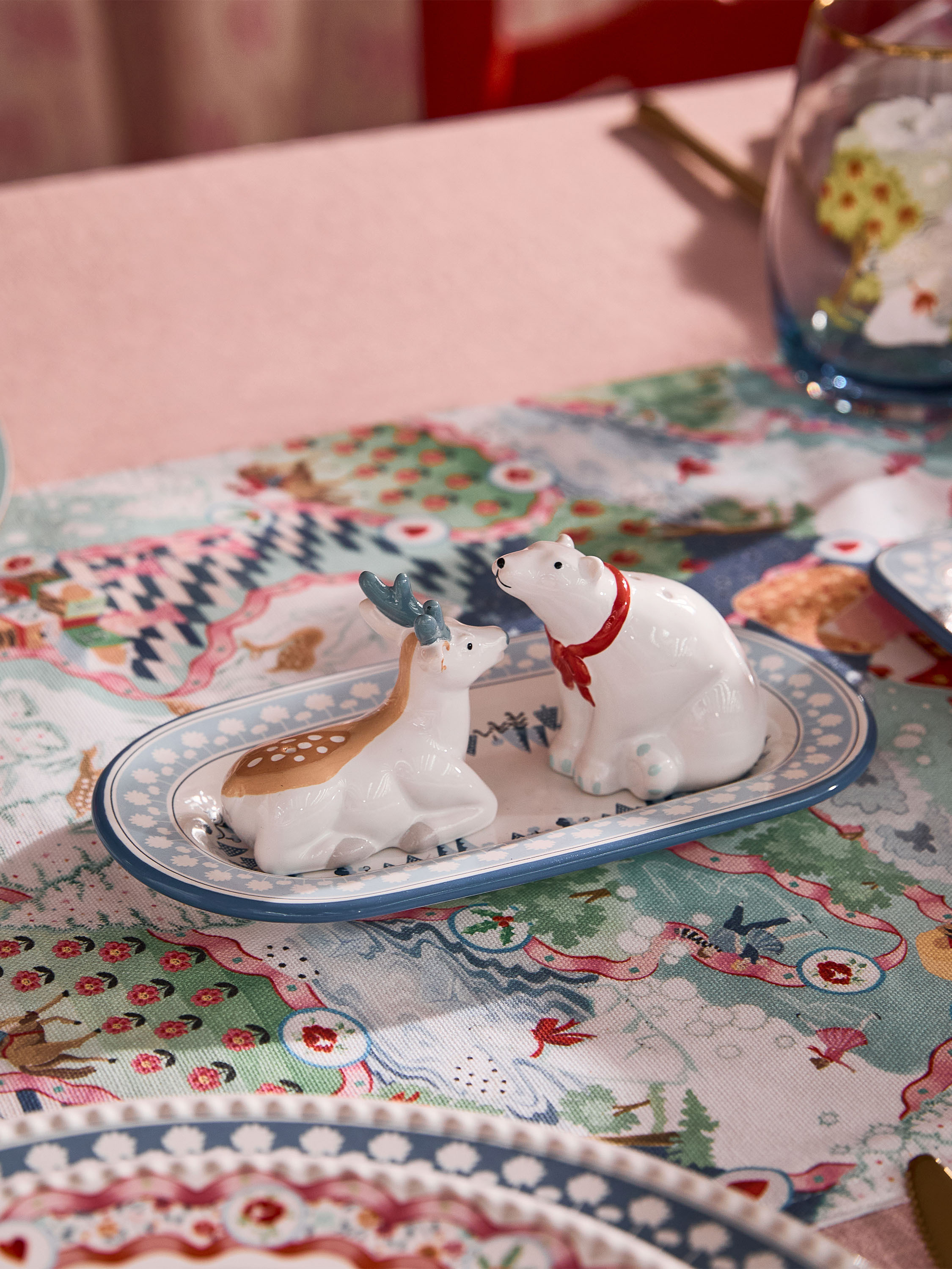 Christmas Magical Animals 北極熊與麋鹿造型鹽巴及胡椒罐組