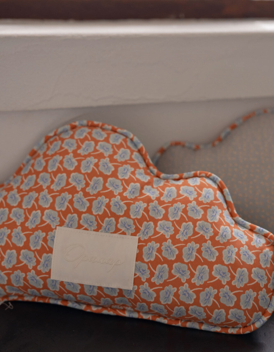 OPAAAP 雲朵枕頭_磚紅霧灰