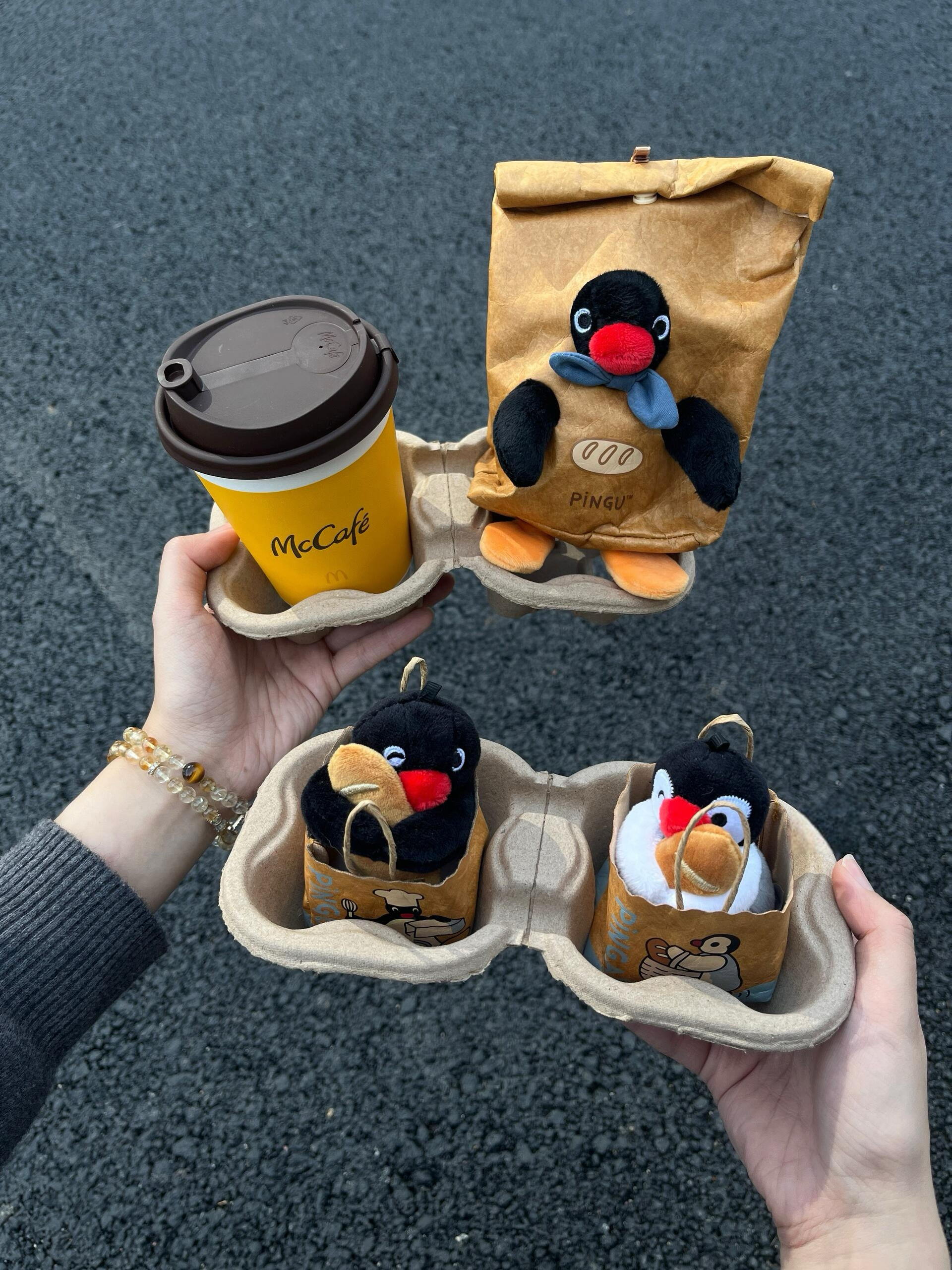 PINGU 企鵝家族 正版授權 企鵝麵包坊袋裝系列 手提袋系列 毛絨吊飾 鑰匙圈 3款(任買兩件711免運)/預購