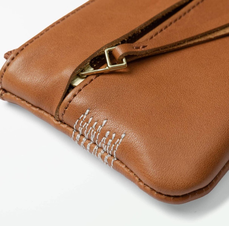 MADNESS FLAT ZIPPER POUCH HORWEEN LEATHER - PRE ORDER ITEM (預訂中)