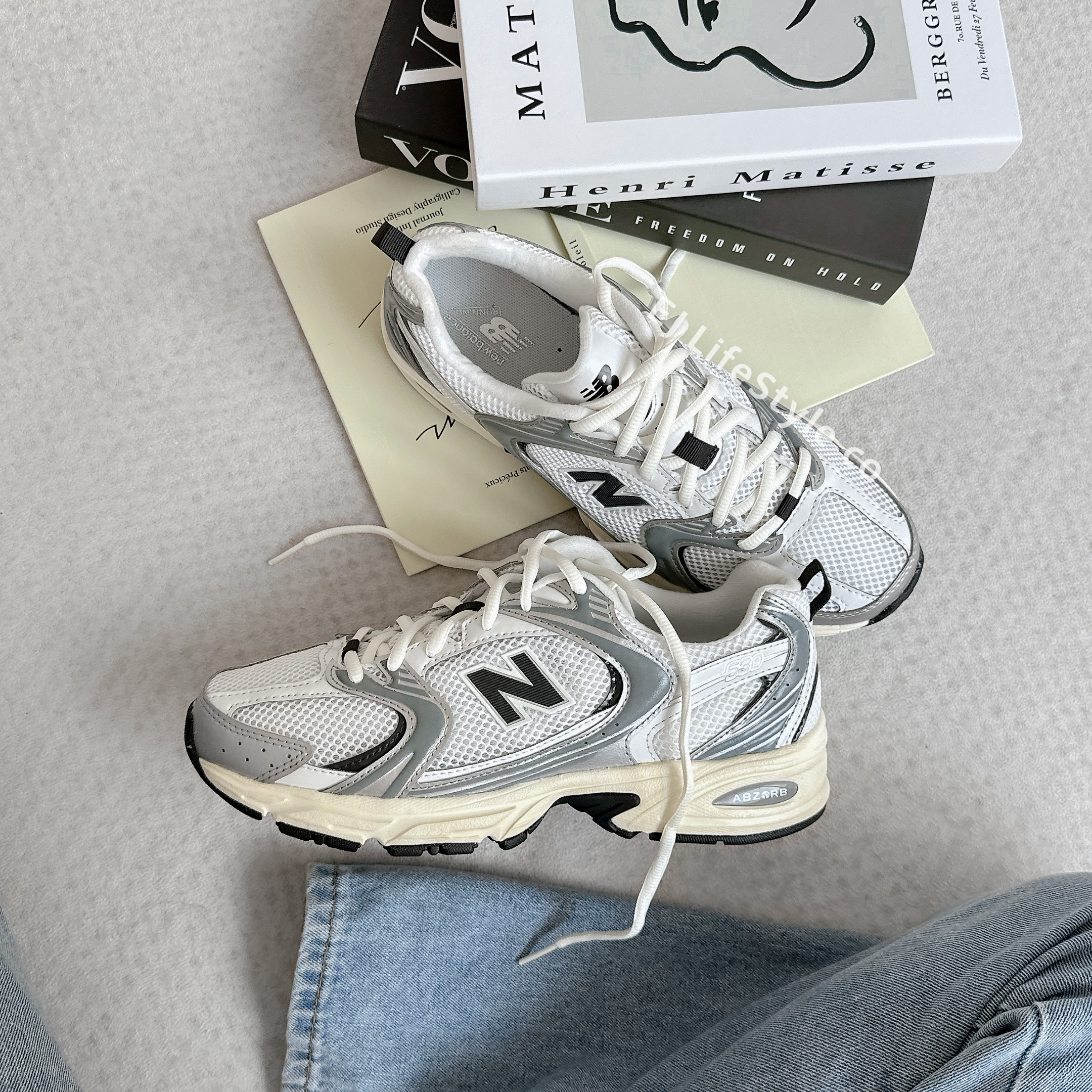 NEW BALANCE 530 NB NB530 白銀灰藍 低飽和 水泥灰 男女鞋 U530ESA / 現貨