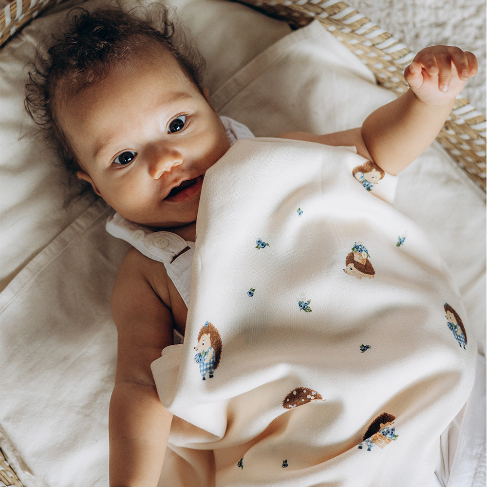 La Millou波蘭 竹纖涼感巾｜抗菌包巾｜藍莓小刺蝟