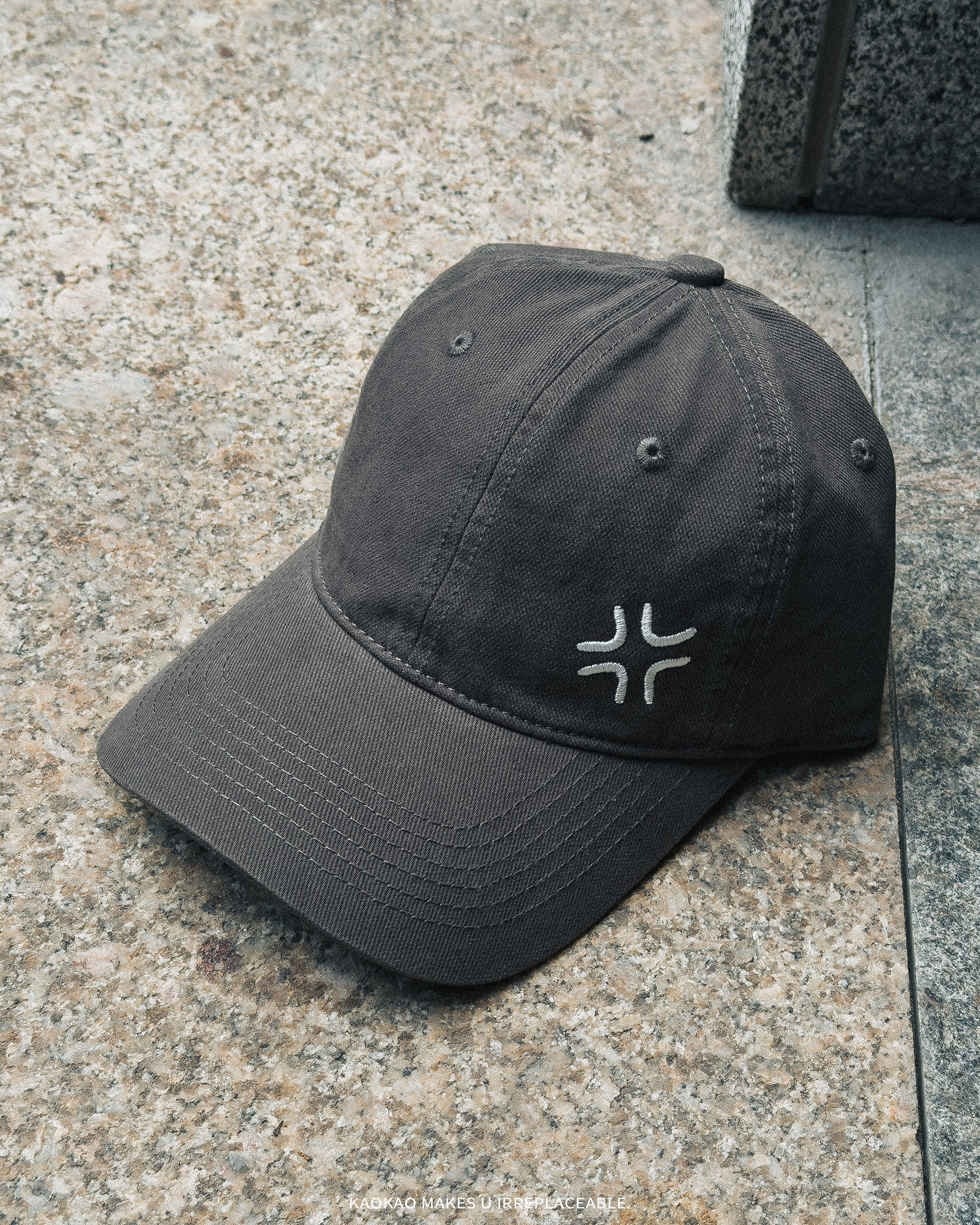 EtBD 擁抱黑狗 生氣 鴨舌帽 美式復古棒球帽