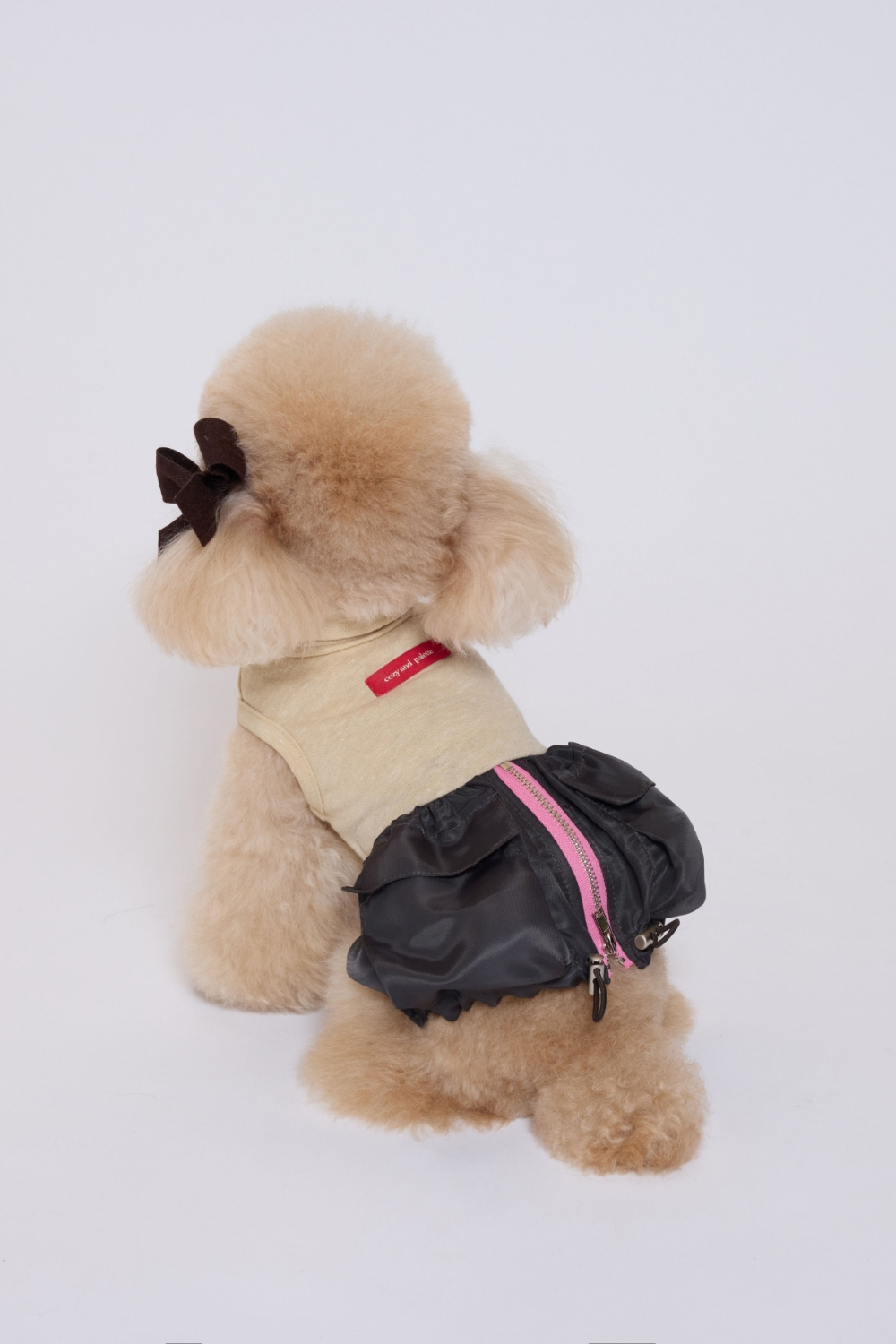 COZY-N 多口袋工裝連身裙_卡其黑