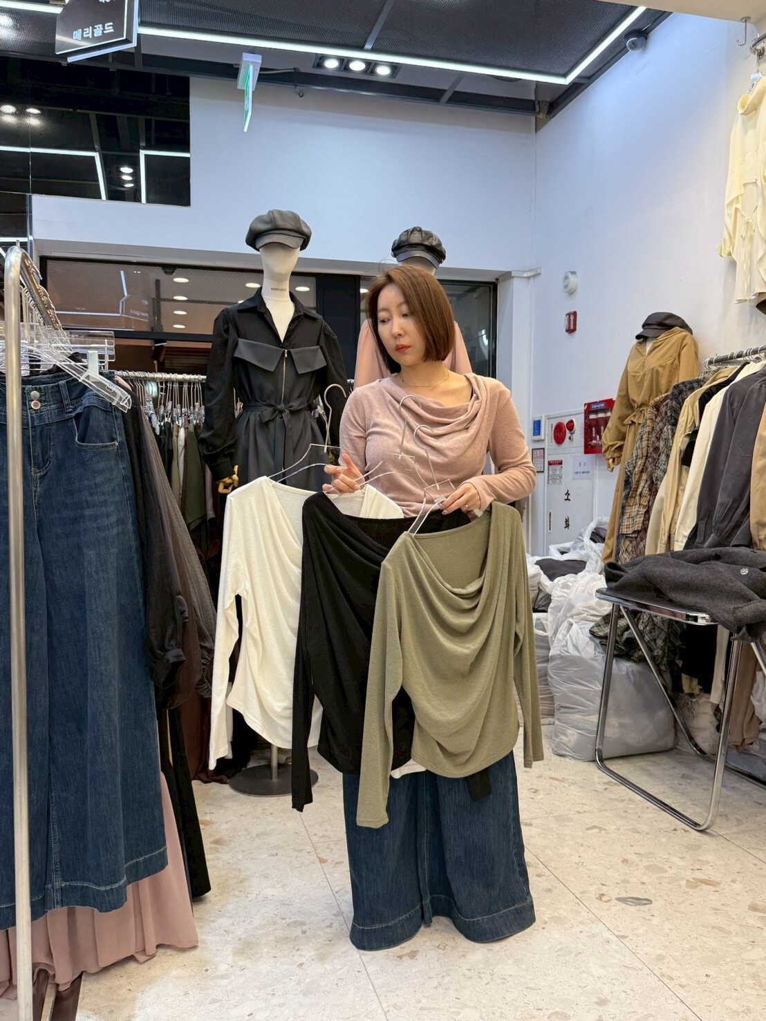 MG5121 混色垂墜領上衣