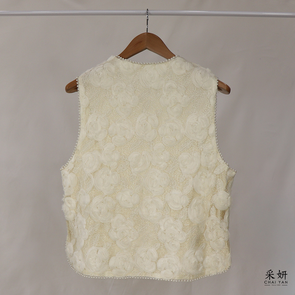 蕾絲花朵珍珠水晶排釦背心