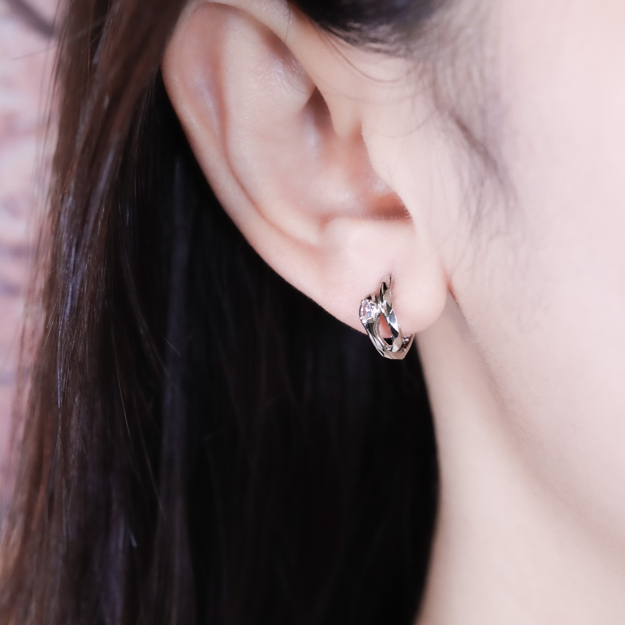 | 925純銀・白金 | 直率耳環(白色/藍色) | EA1075 |