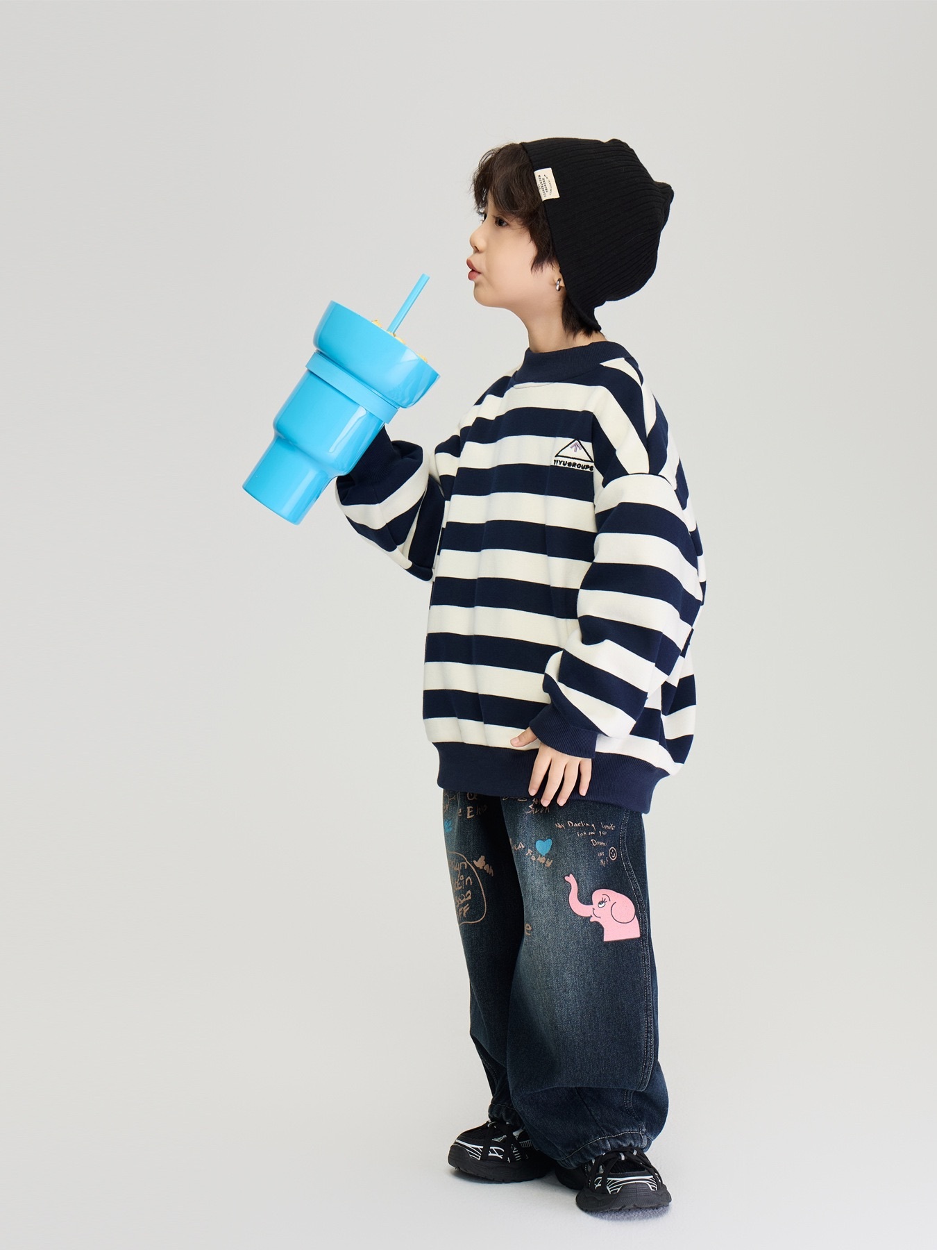 山系刺繡藍黑條紋上衣