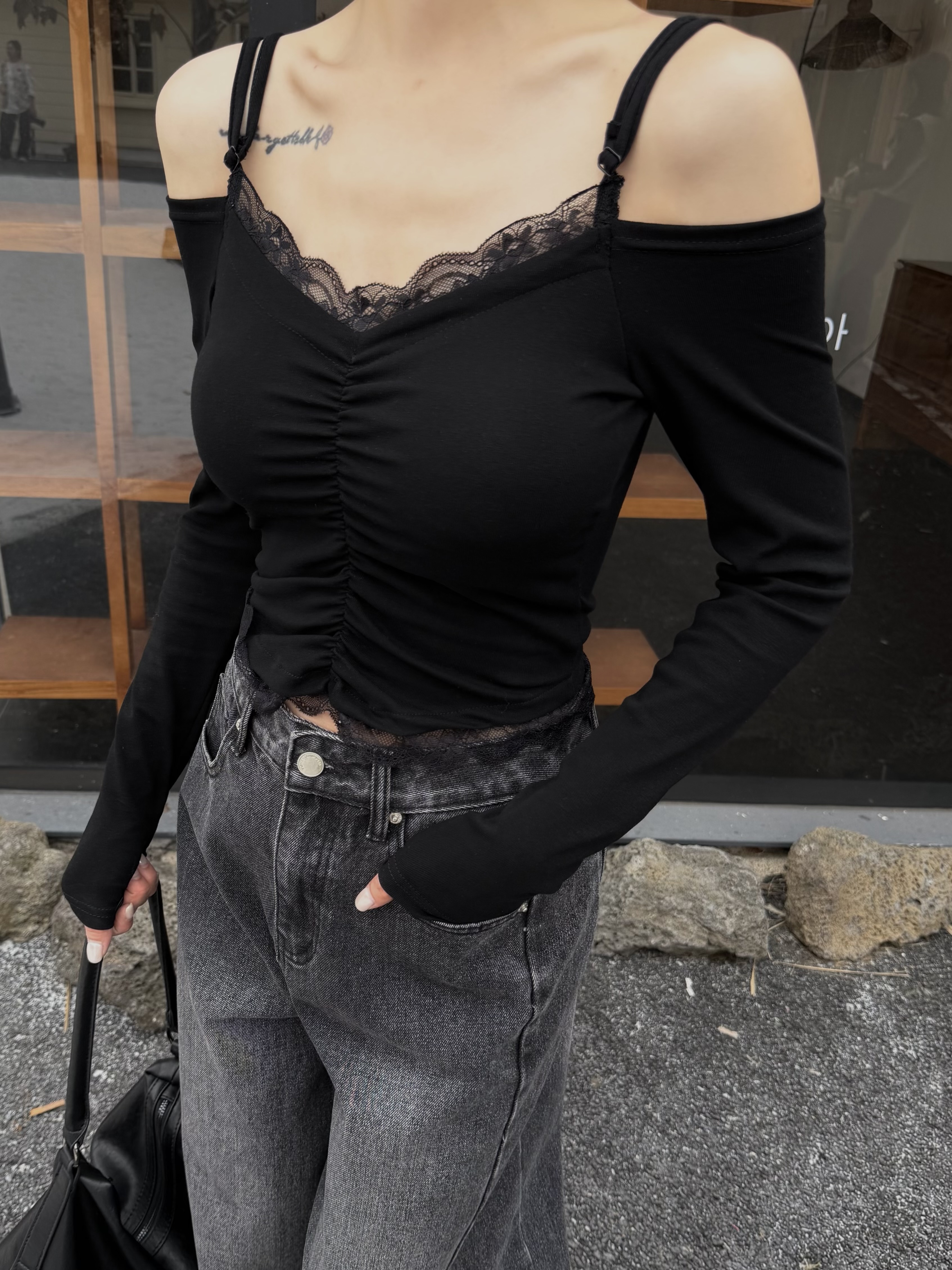 疊穿感蕾絲長袖BRATOP