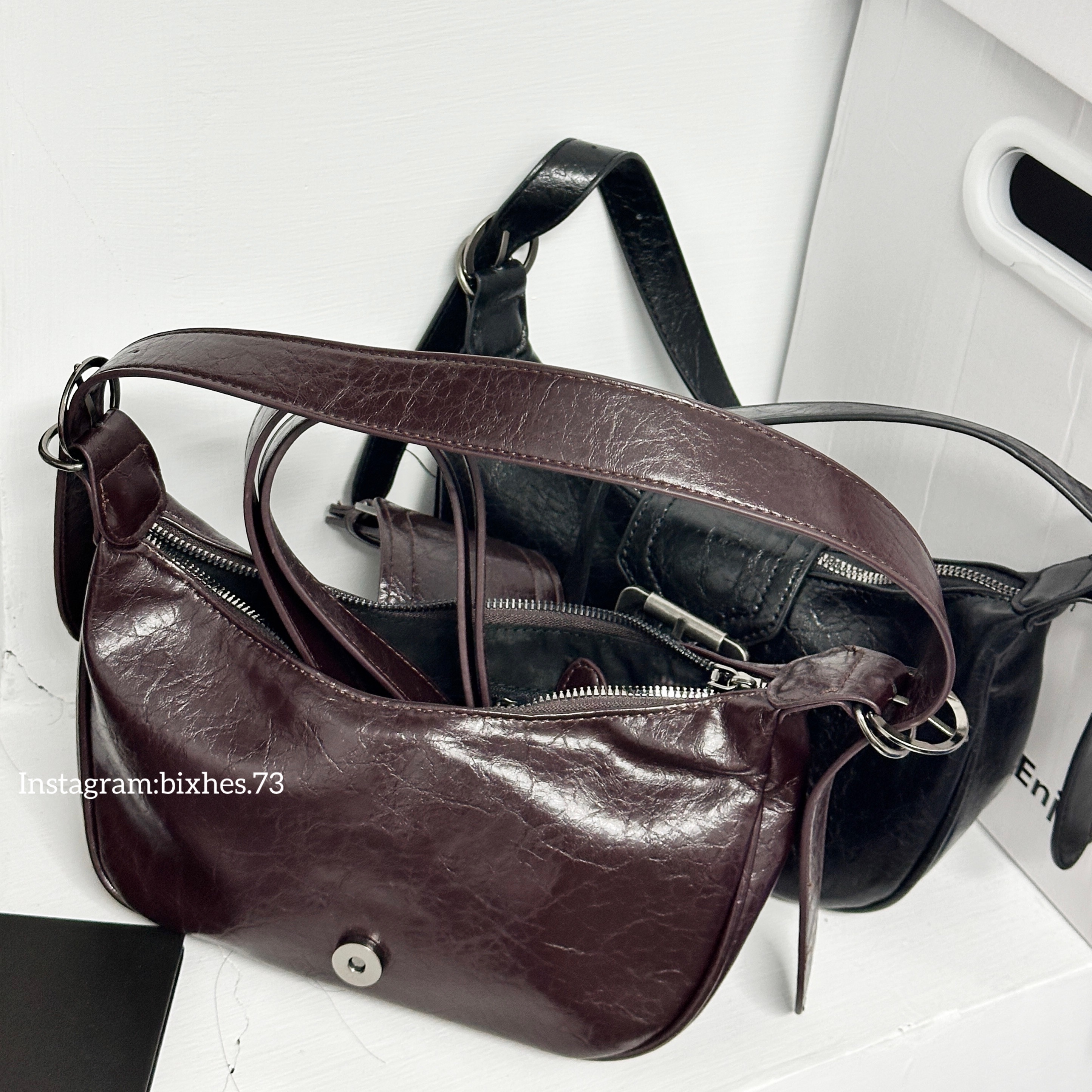 大銀扣牛角小包(M00018)