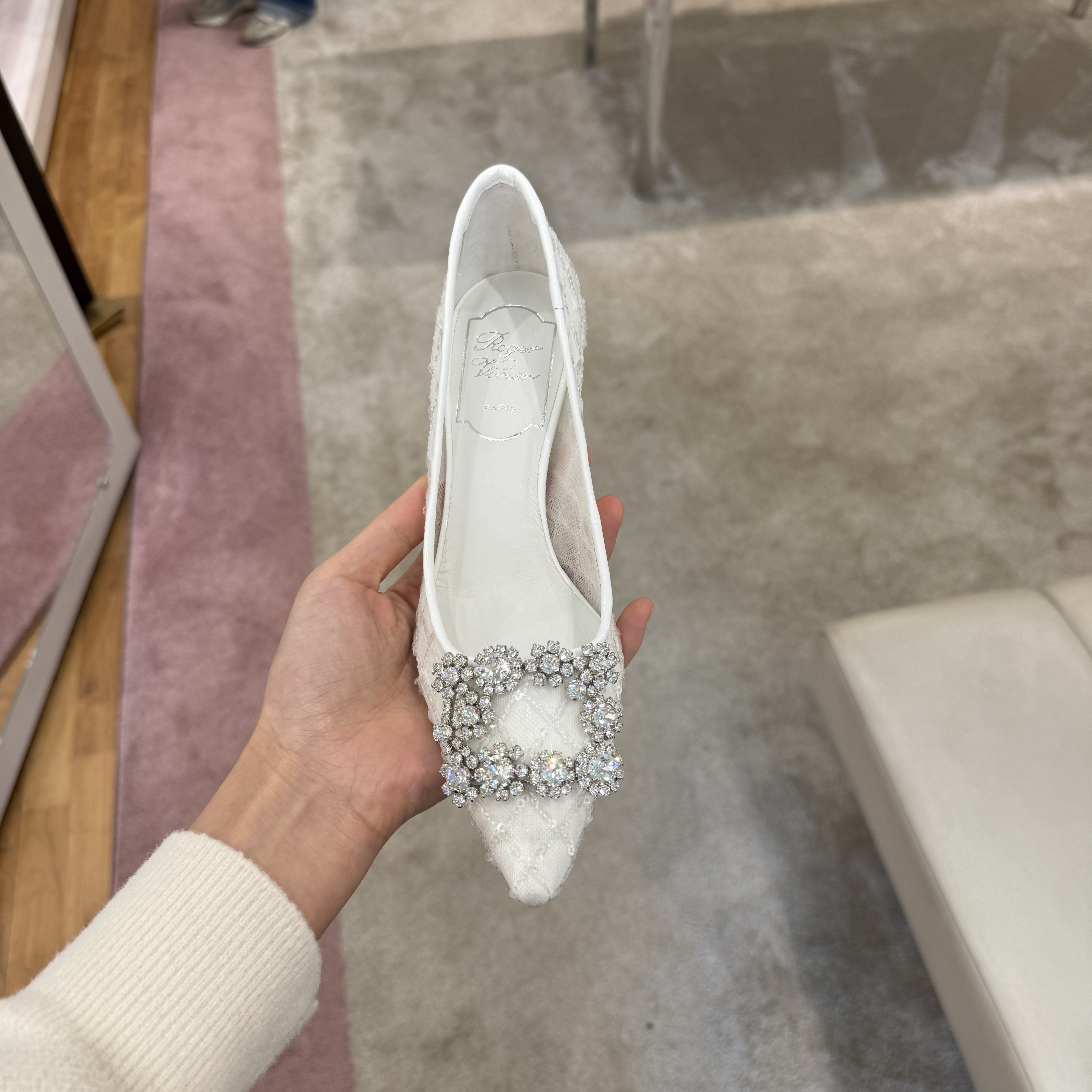 Roger Vivier RV Flower strass buckle lace heels White