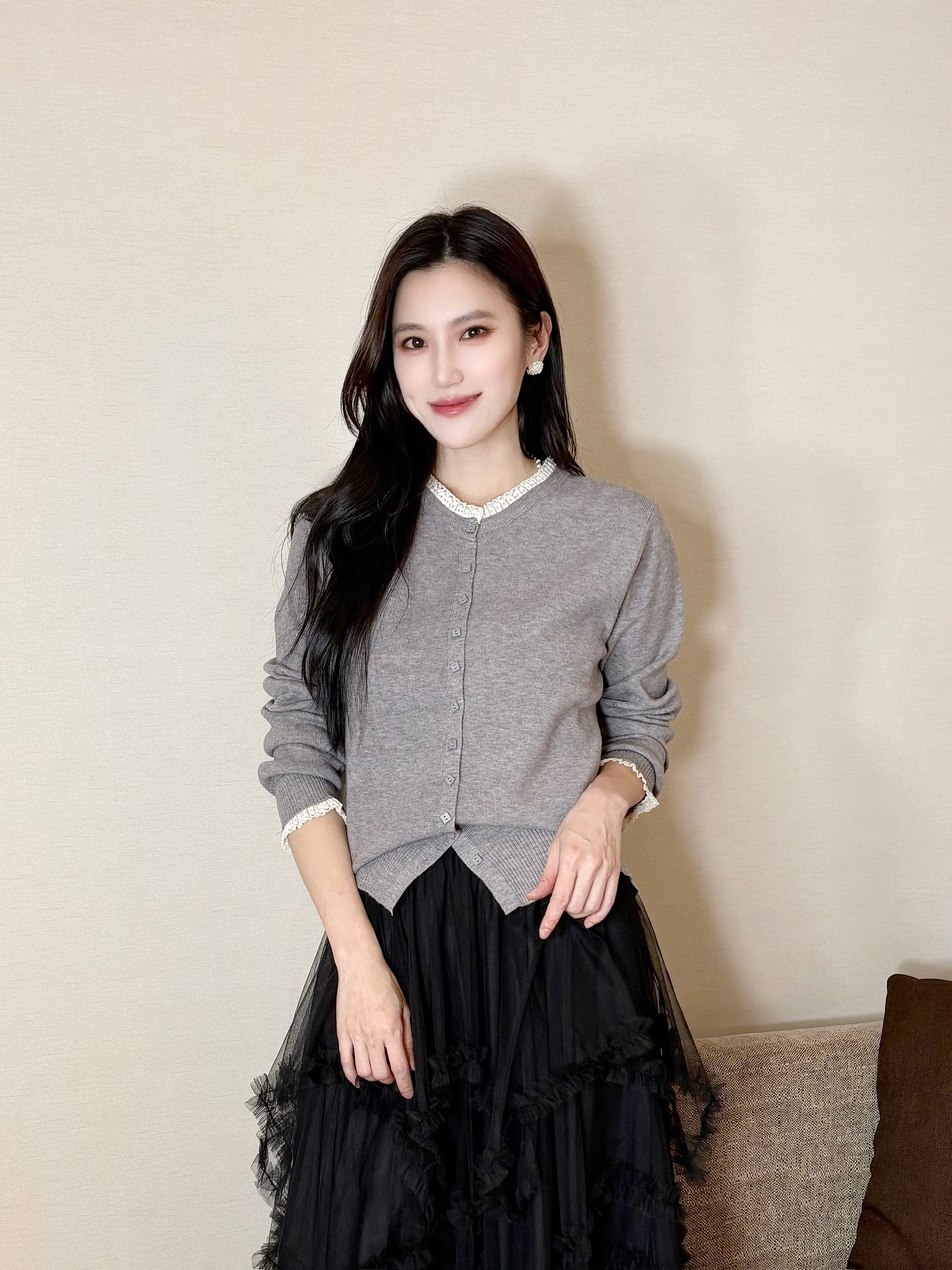 蕾絲領方塊針織上衣