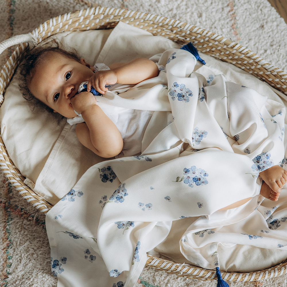 La Millou波蘭 竹纖涼感巾加大(140x110cm)｜抗菌包巾｜英倫藍鈴花