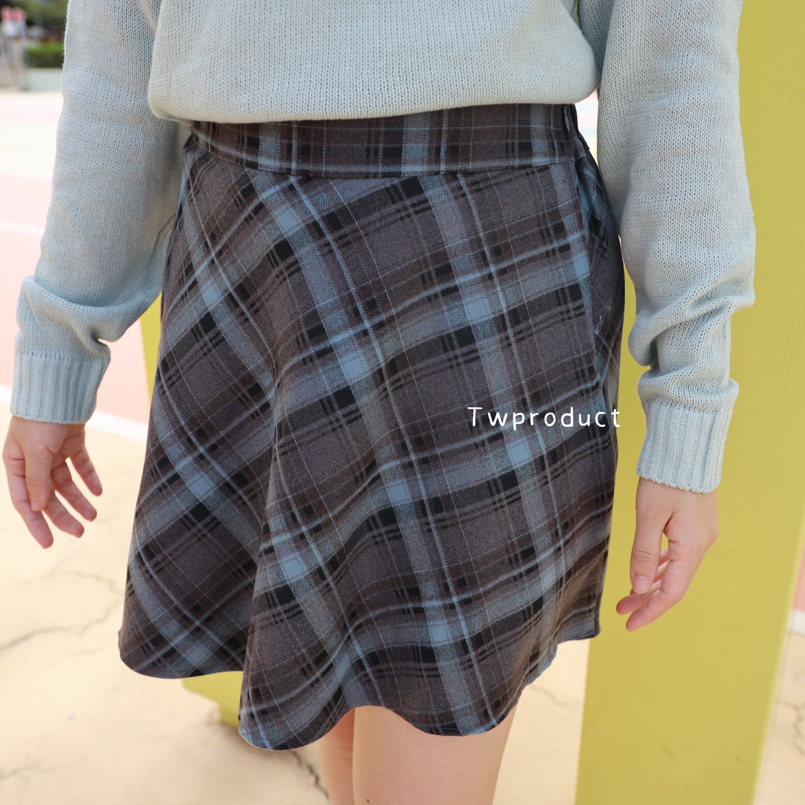 ||SK302|| 英倫風菱格冬日傘短裙