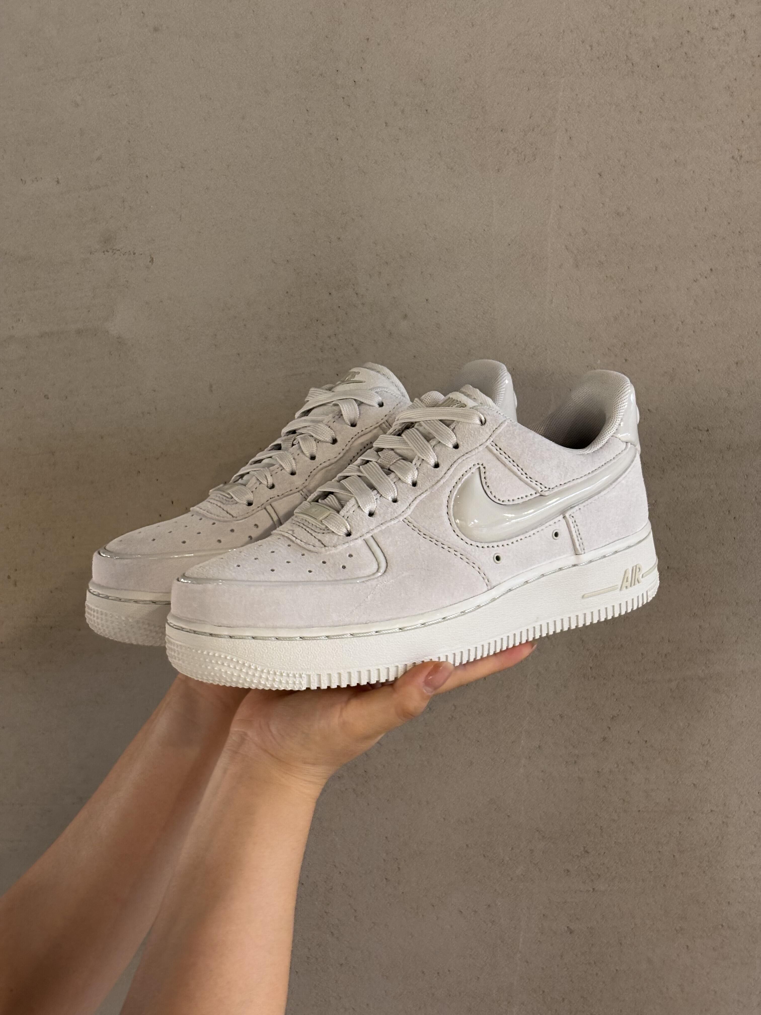 代購-Nike Air Force 1 '07 麂皮 復古 米白 HV4406-001