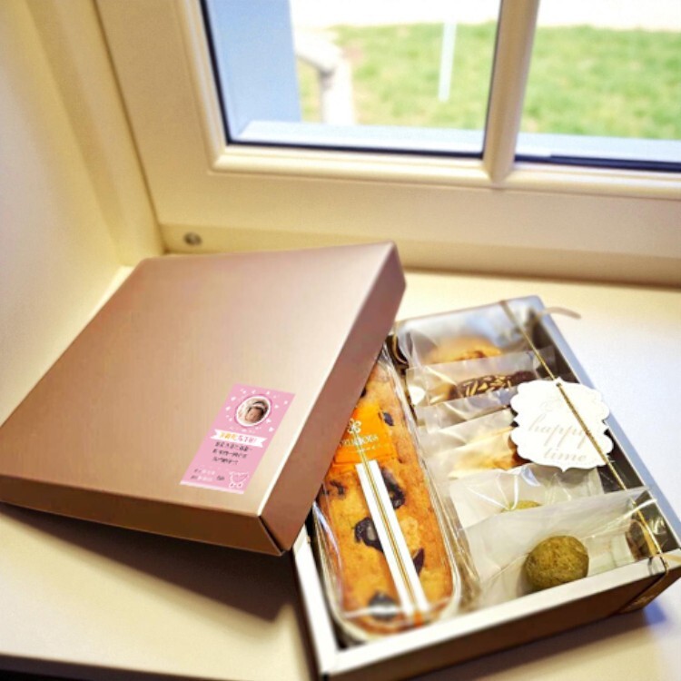 彌月小卡貼紙內容,彌月小卡貼紙急件,彌月小卡貼紙樣式,彌月小卡貼紙沖洗,彌月小卡貼紙公版,彌月小卡貼紙製作,彌月小卡貼紙印刷,彌月卡片貼紙,彌月卡貼紙尺寸,彌月卡貼紙設計,桃園彌月卡貼紙,彌月卡貼紙專家