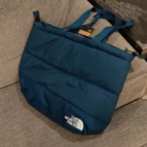 [S] NORTHFACE MIDNIGHT PETROL NF0A81BU1N0 NUPTSE TOTE, 197065422707 (STNF38)