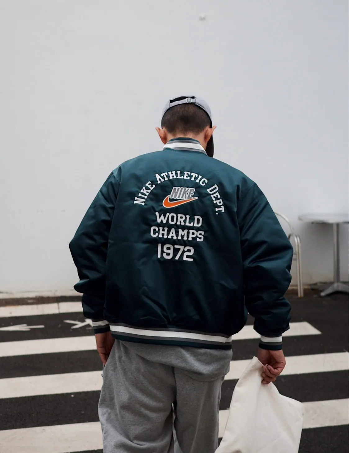 (預訂) Nike Dugout Loose Satin Jacket - Green