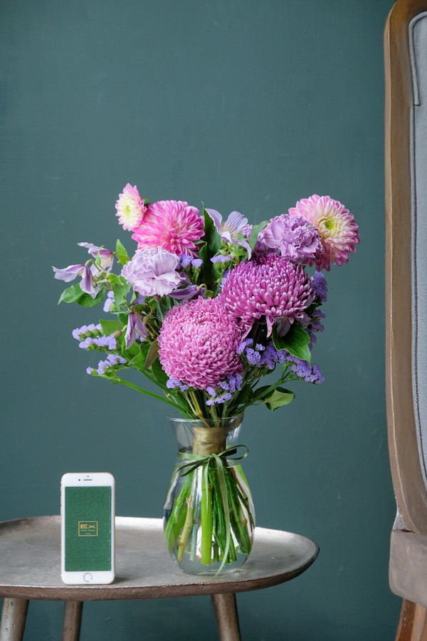 諾紫花徑 Noble Violet Path｜手綁花束 & 玻璃花瓶