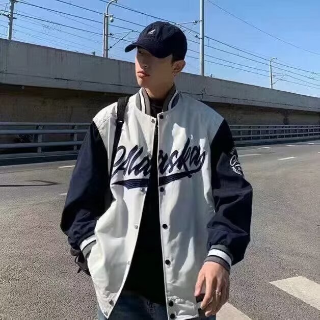 百搭棒球帥氣外套｜美式休閒拼接夾克｜熱銷萬件・經典不敗款｜YP STYLE