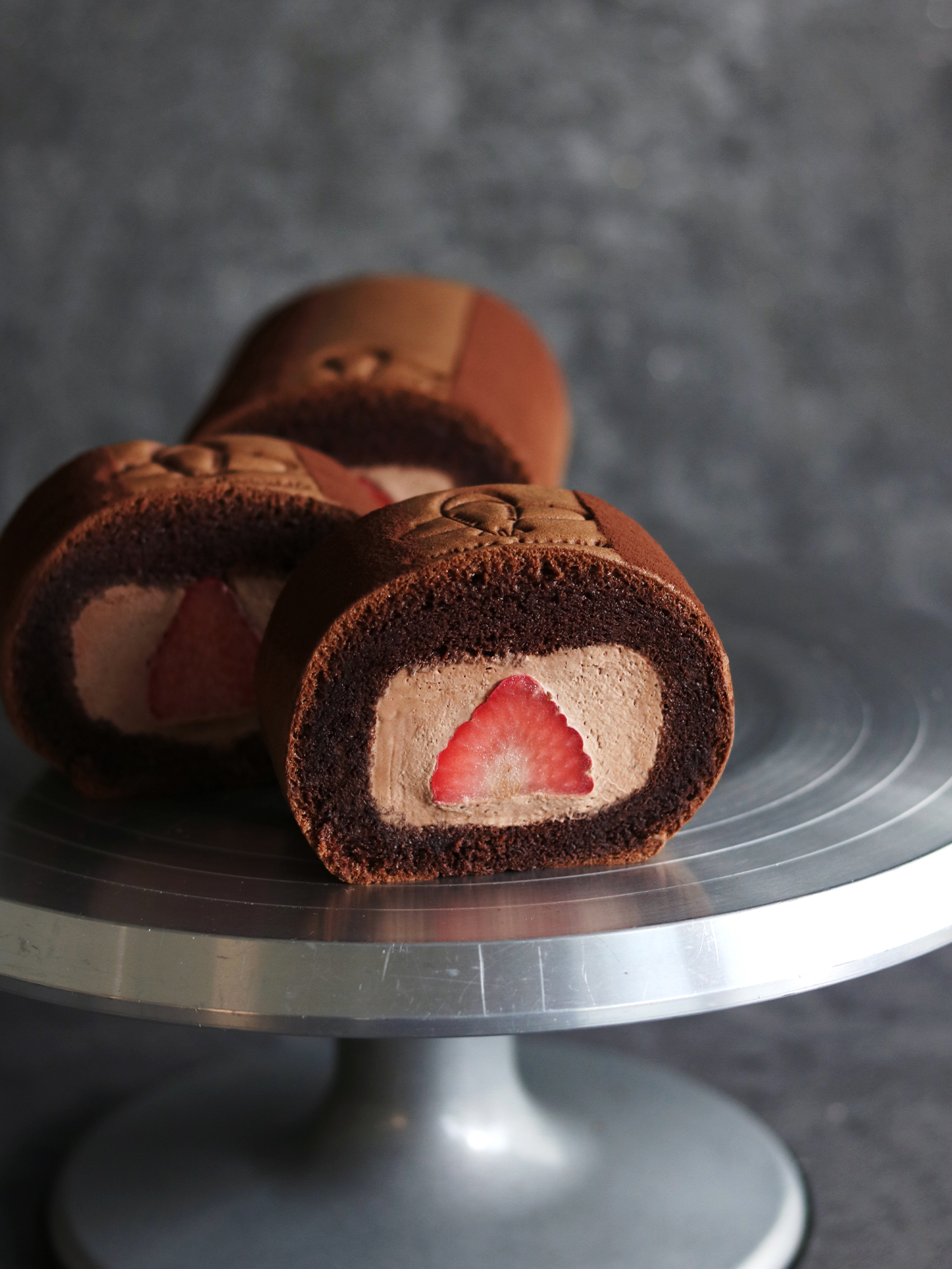 生巧克力草莓生乳捲