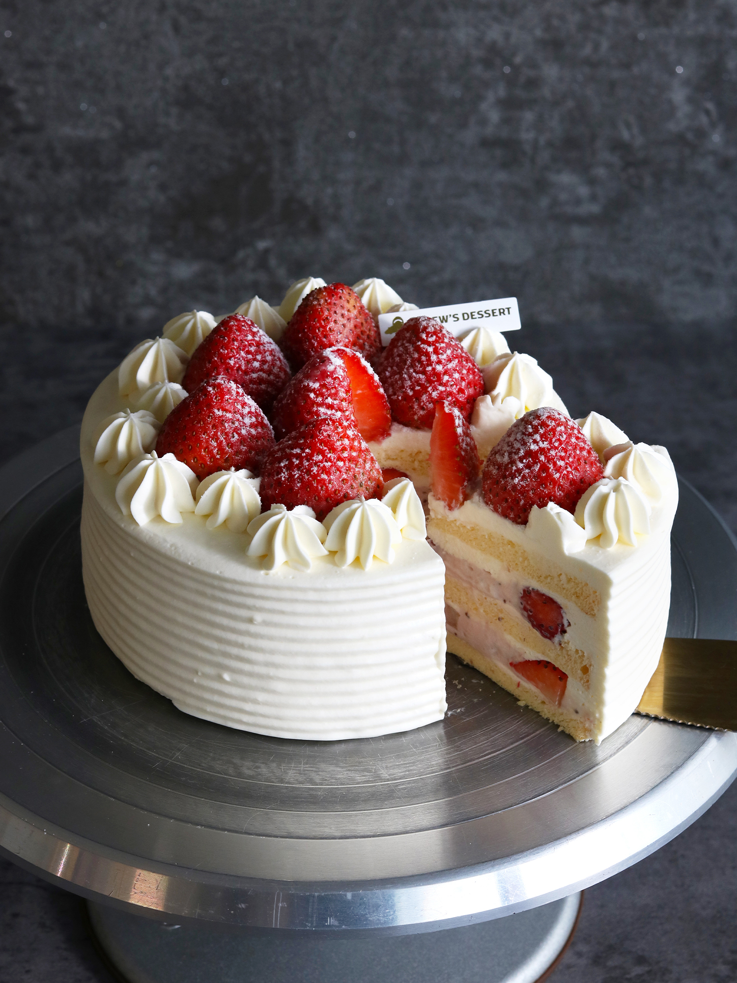 初戀草莓圓戚風蛋糕