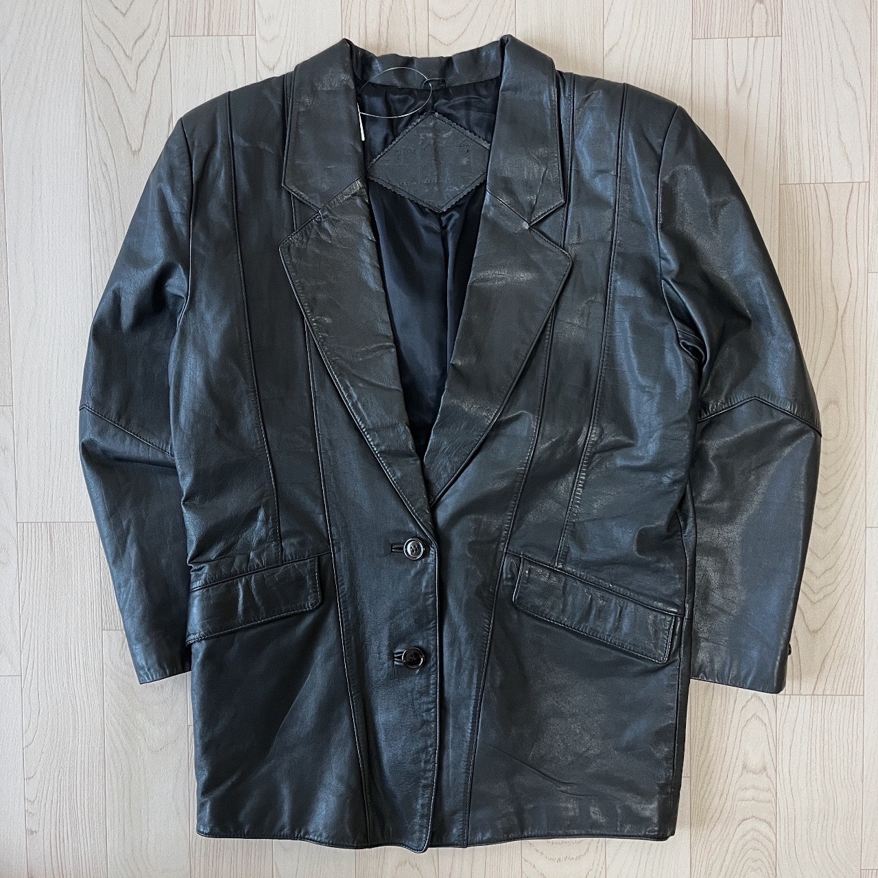 黑色牛皮西裝外套