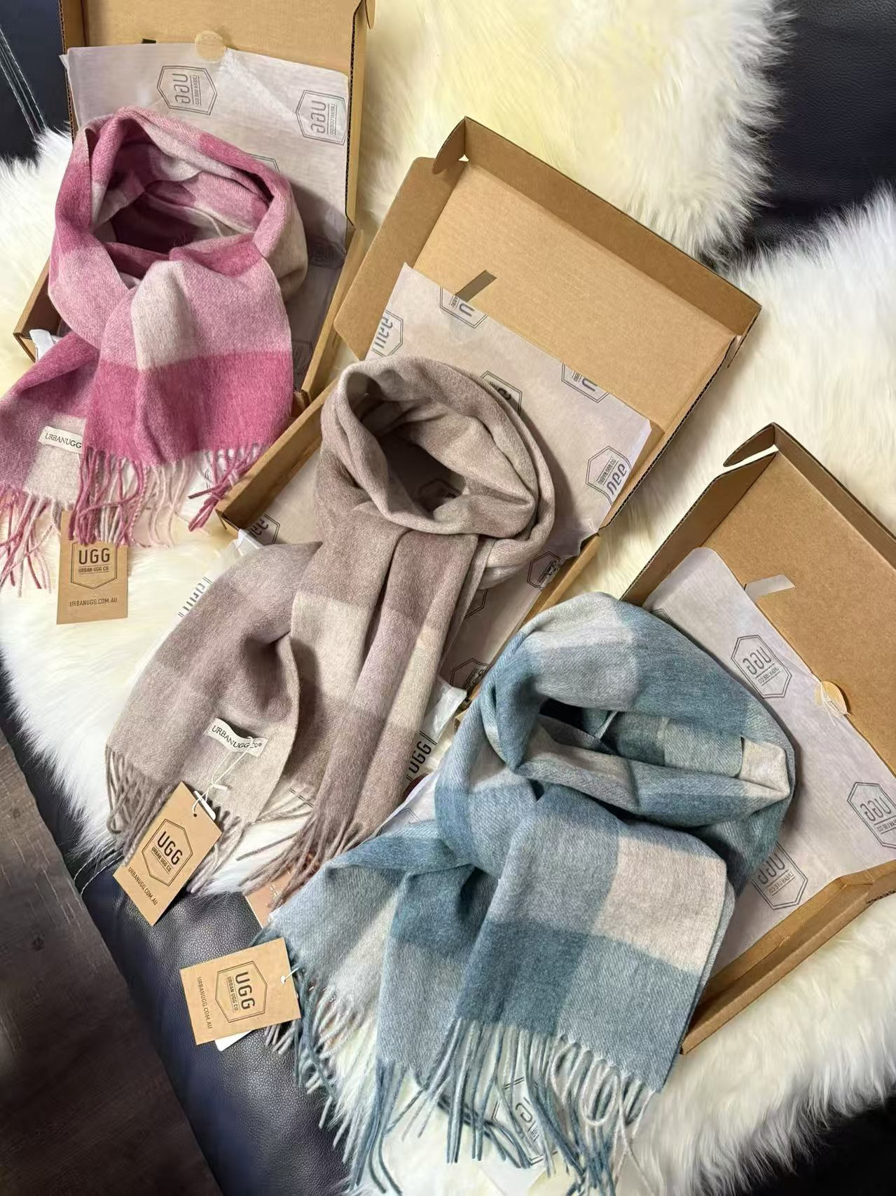 UGG Solara Scarf
