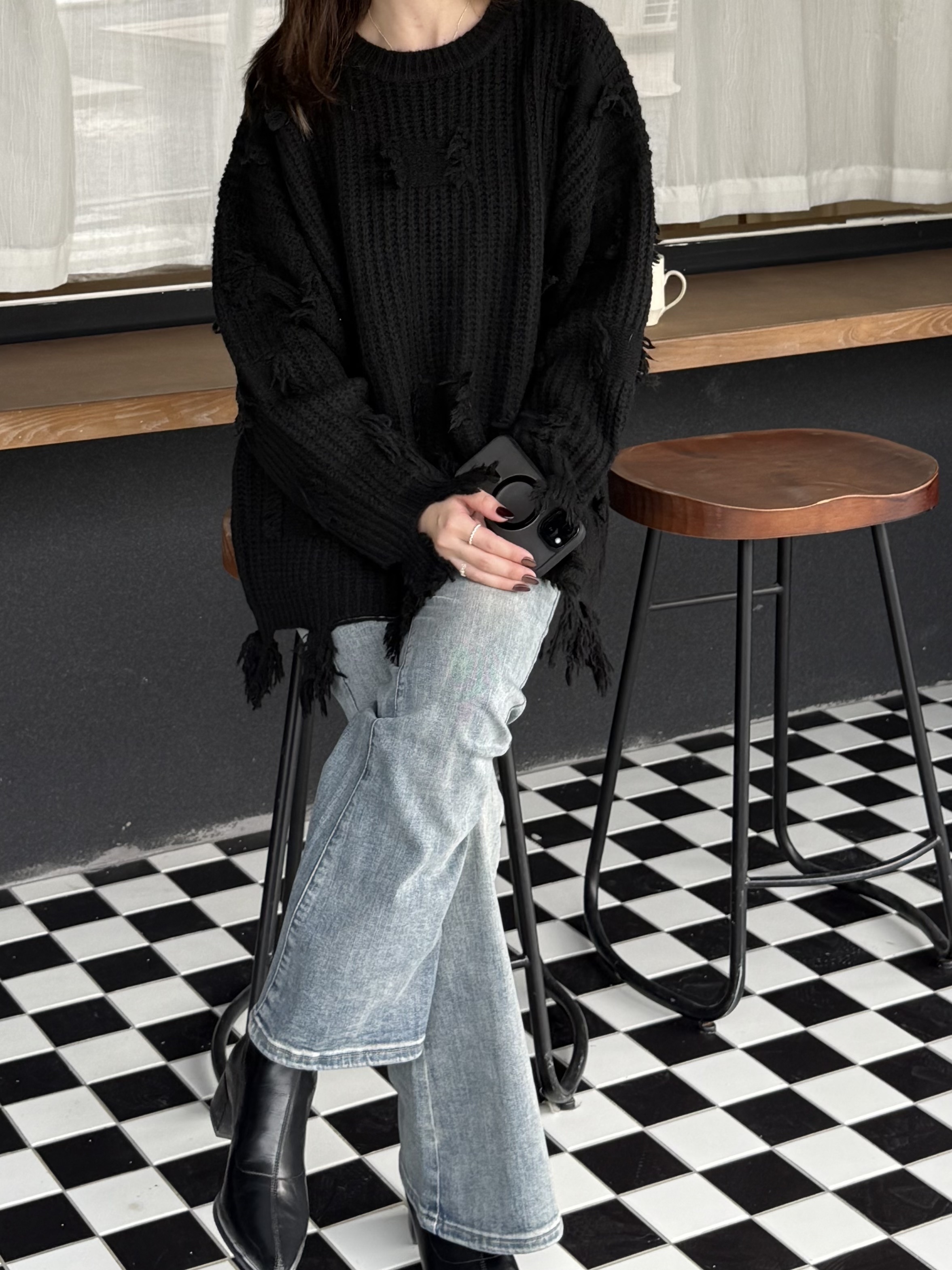 造型不規則寬鬆毛衣