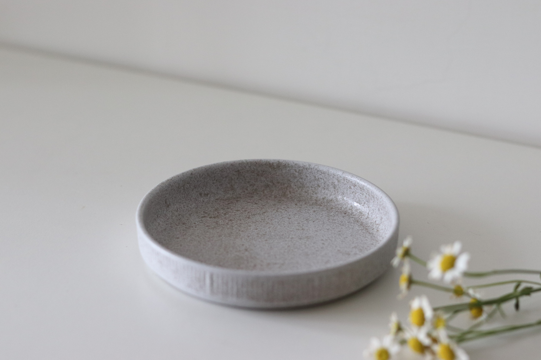 日本 Roots Horai 白砂 12.5cm 可堆疊圓盤