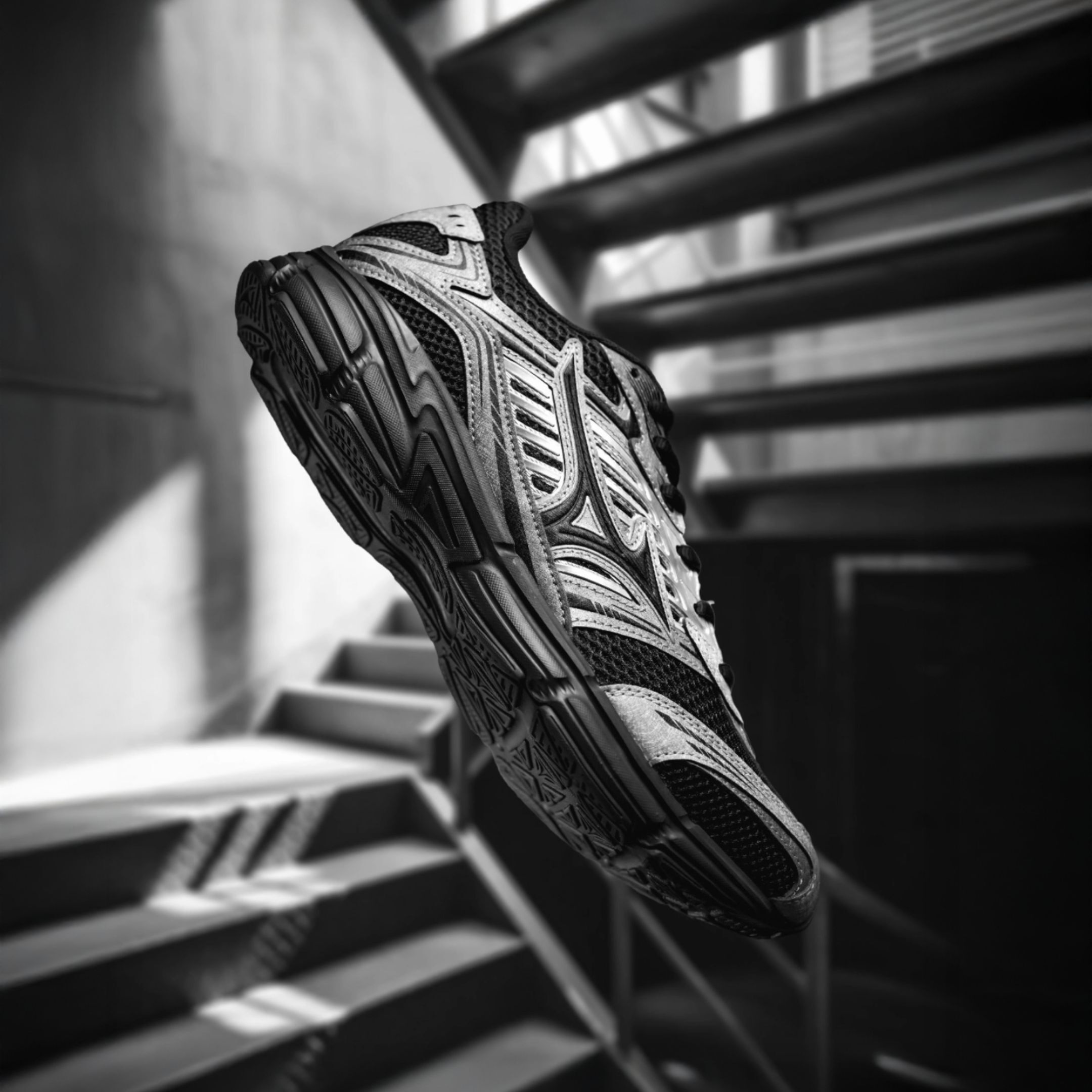 NICEDAY 代購 Mizuno Speed 2010 Black 黑銀 銀黑 黑 銀 復古 D1GH251703