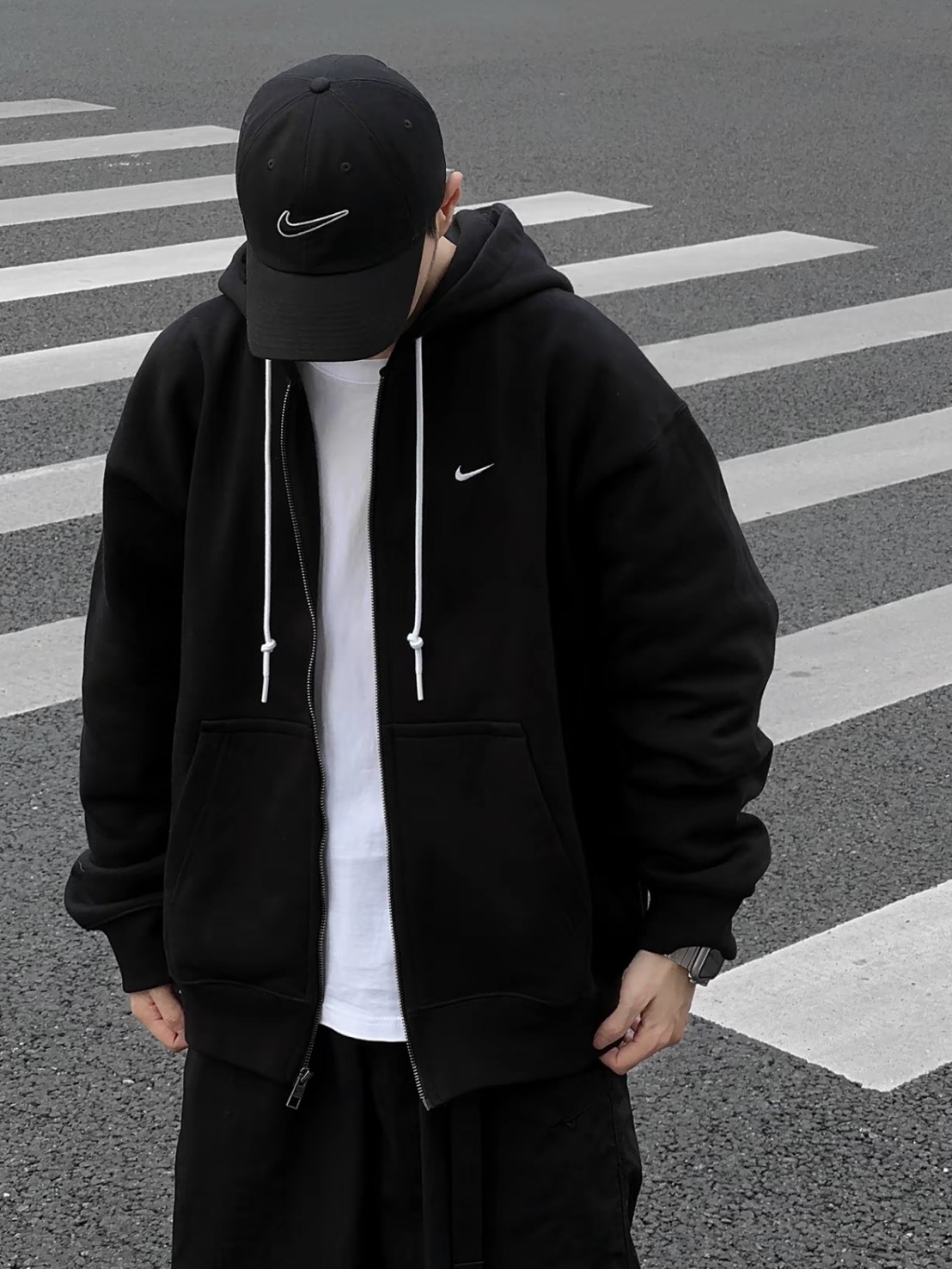 NIKE 重磅 刺繡 連帽外套 太空灰 經典黑