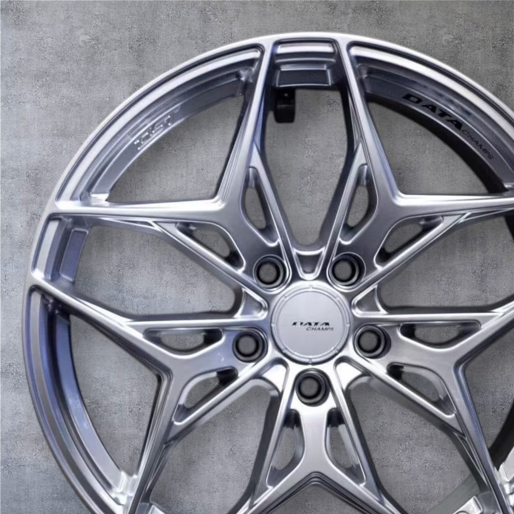 【DATA CHAMPS WHEELS】18 吋 旋壓鋁圈 FF13 亮銀  8.5J 5/114.3 ET42  18吋 四入組